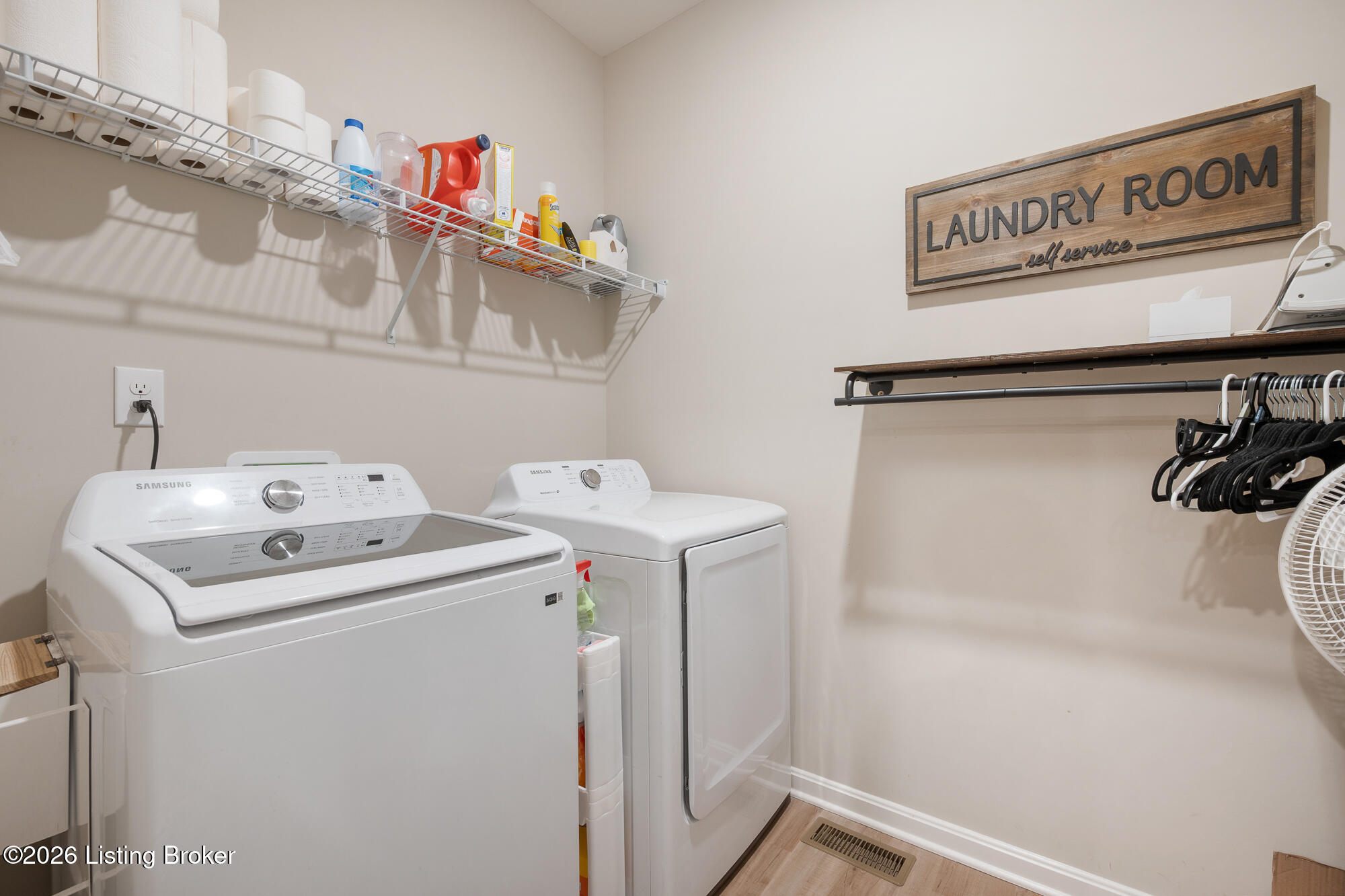 11922 Cascade Falls Trail