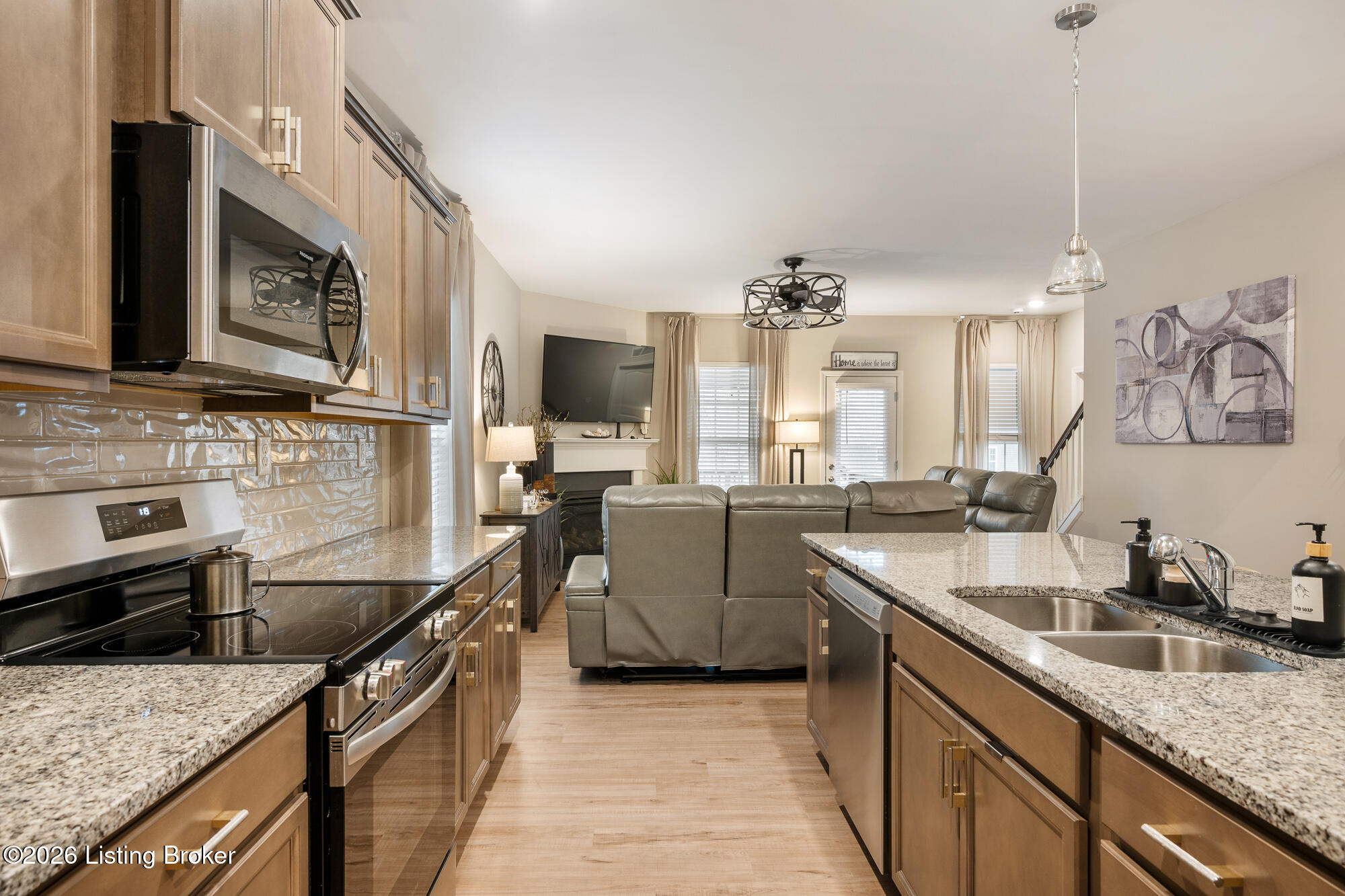 11922 Cascade Falls Trail