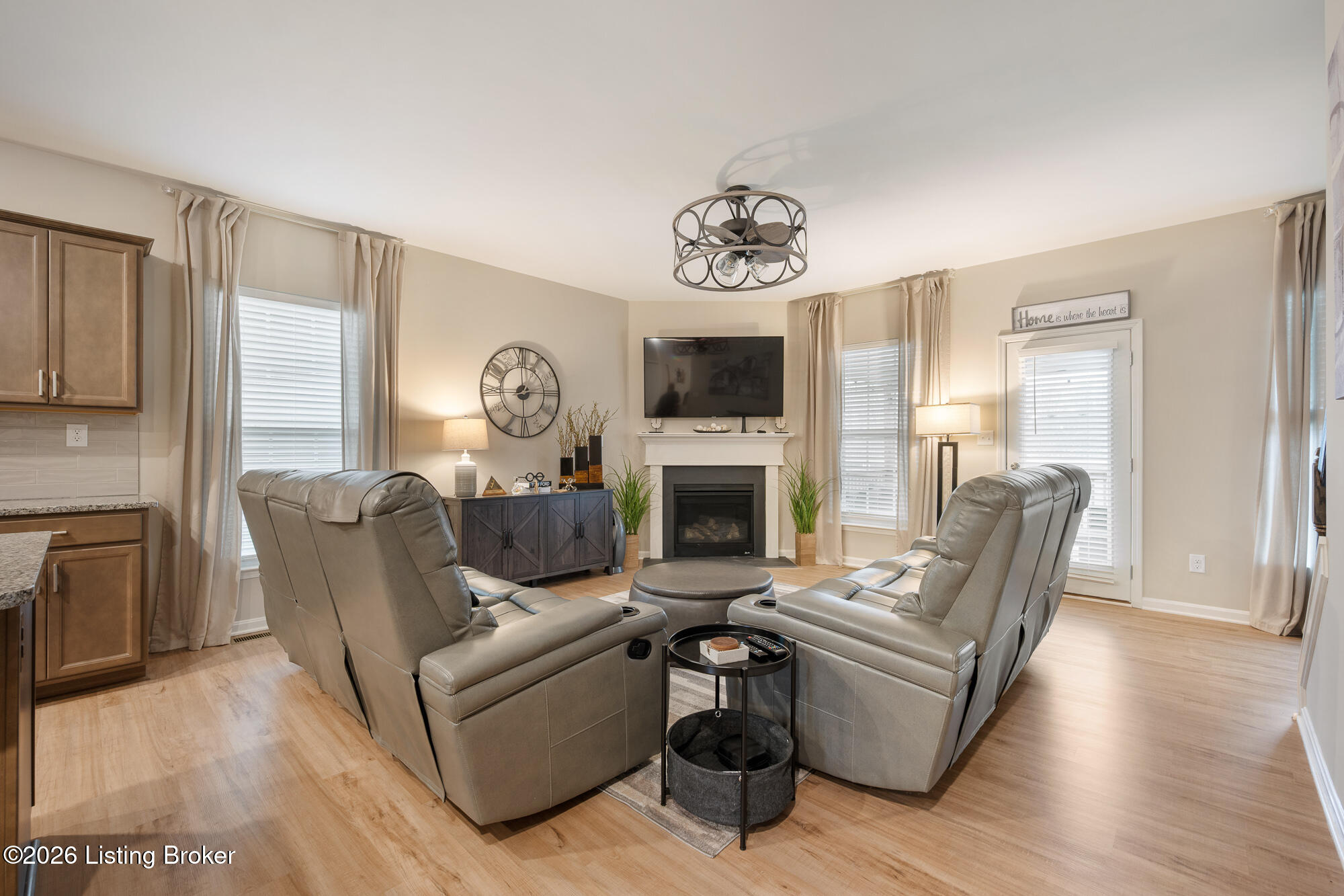 11922 Cascade Falls Trail