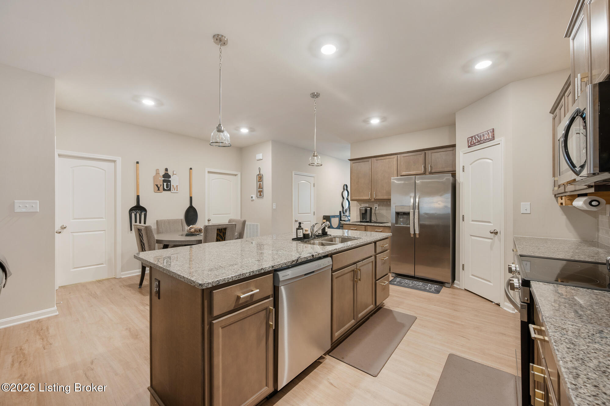 11922 Cascade Falls Trail