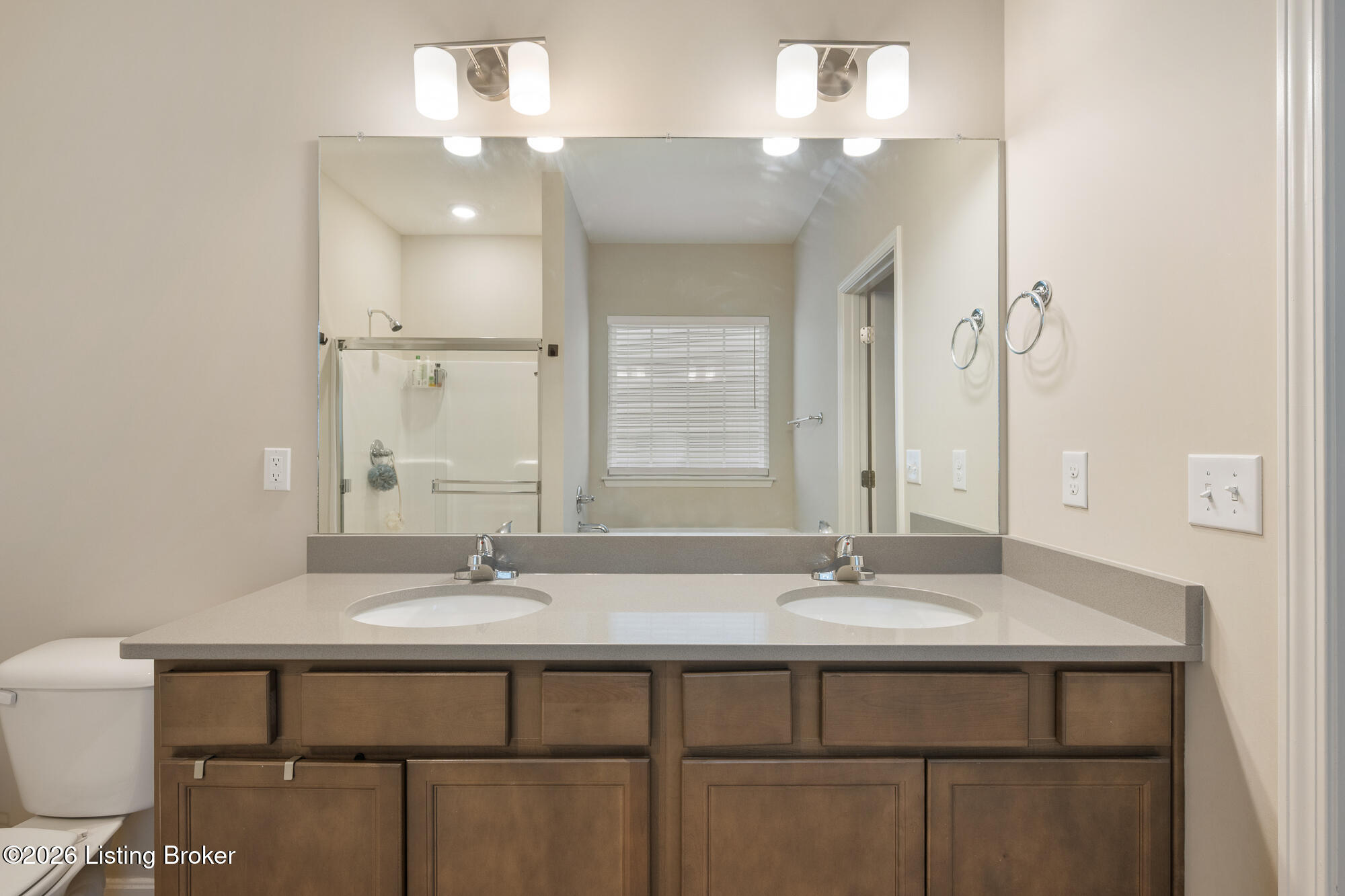 11922 Cascade Falls Trail