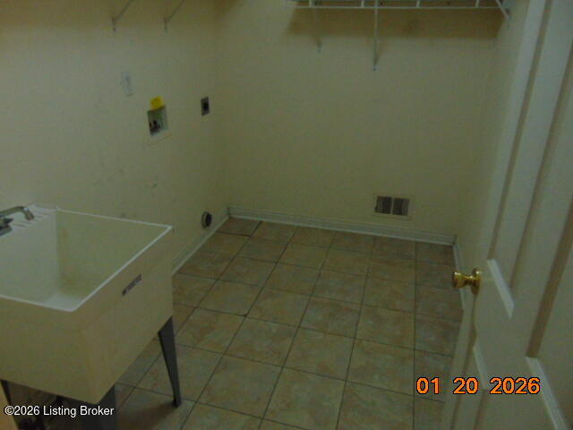 301 Grand Ave