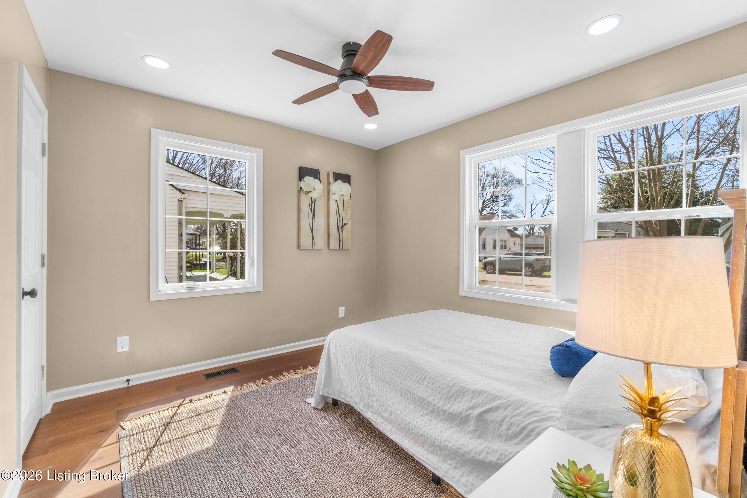 113 Colonial Dr