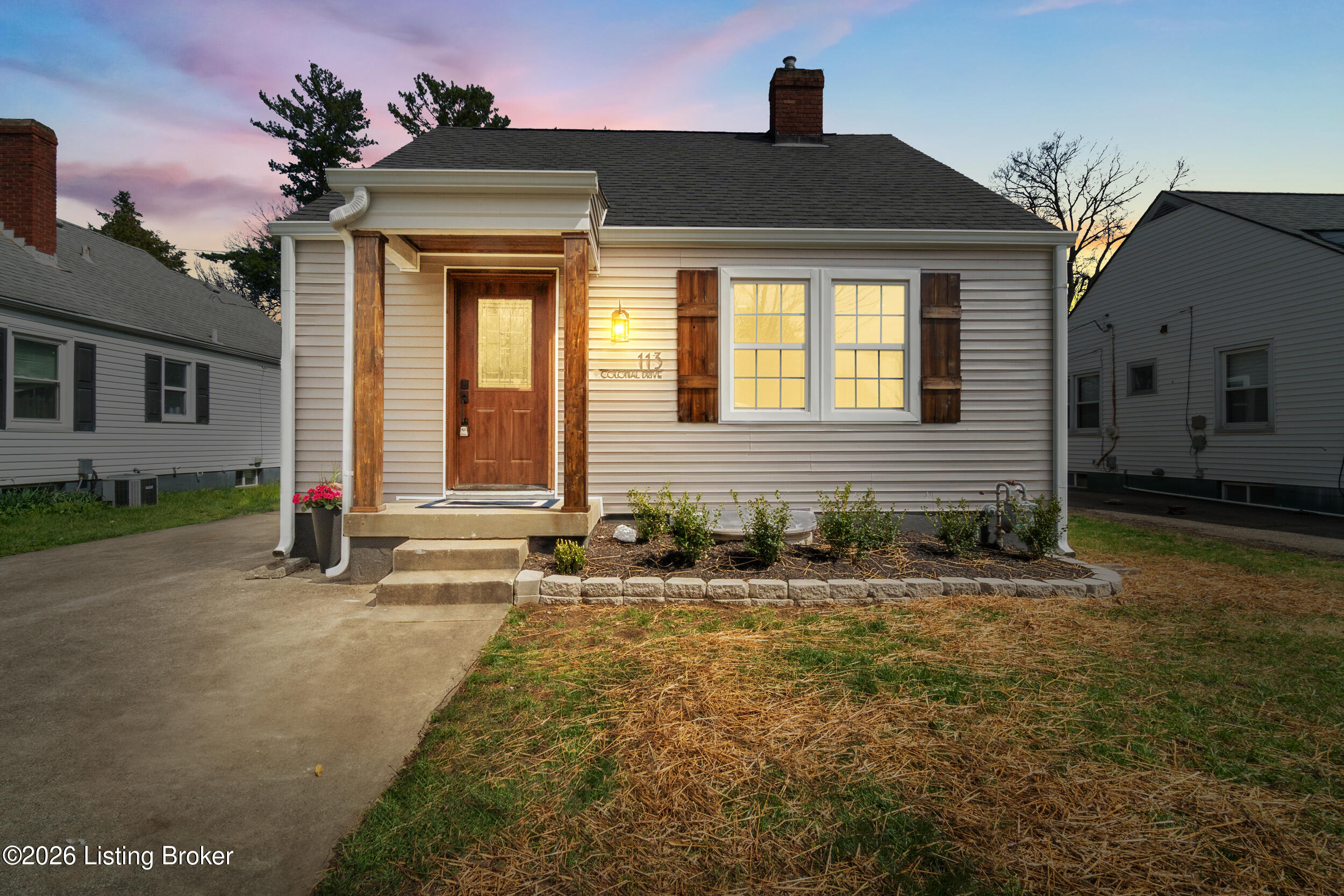 113 Colonial Dr