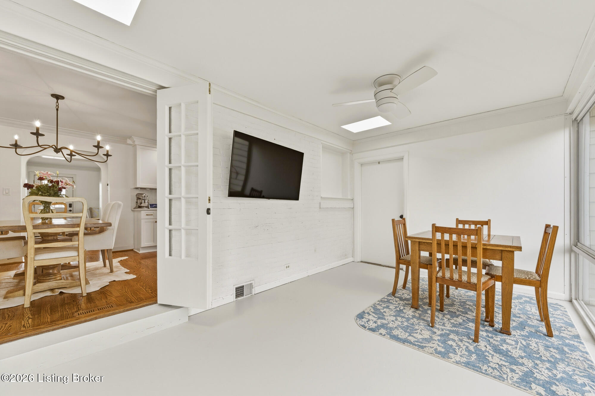 4313 Lincoln Rd