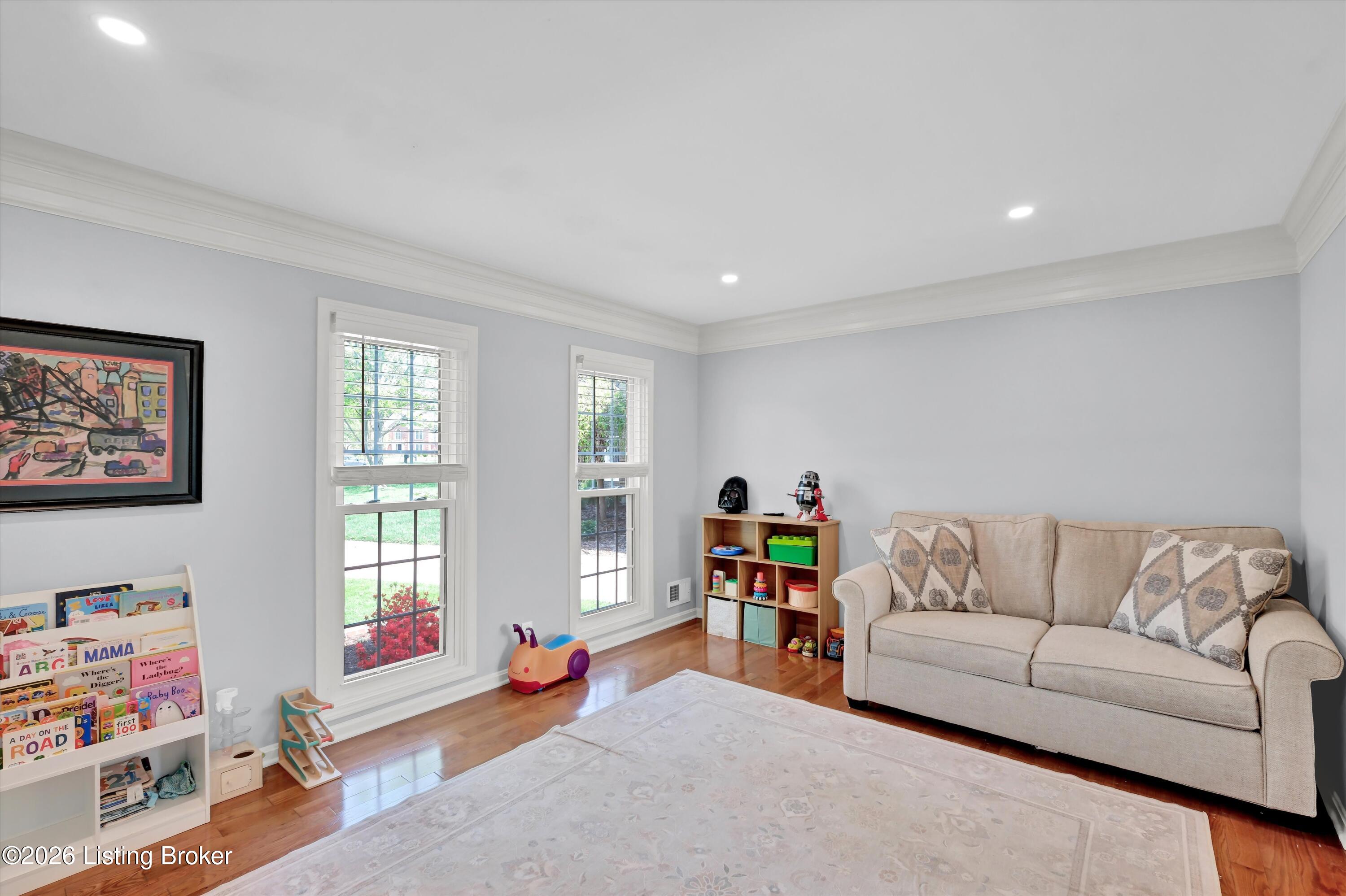 11002 Fox Moore Ct
