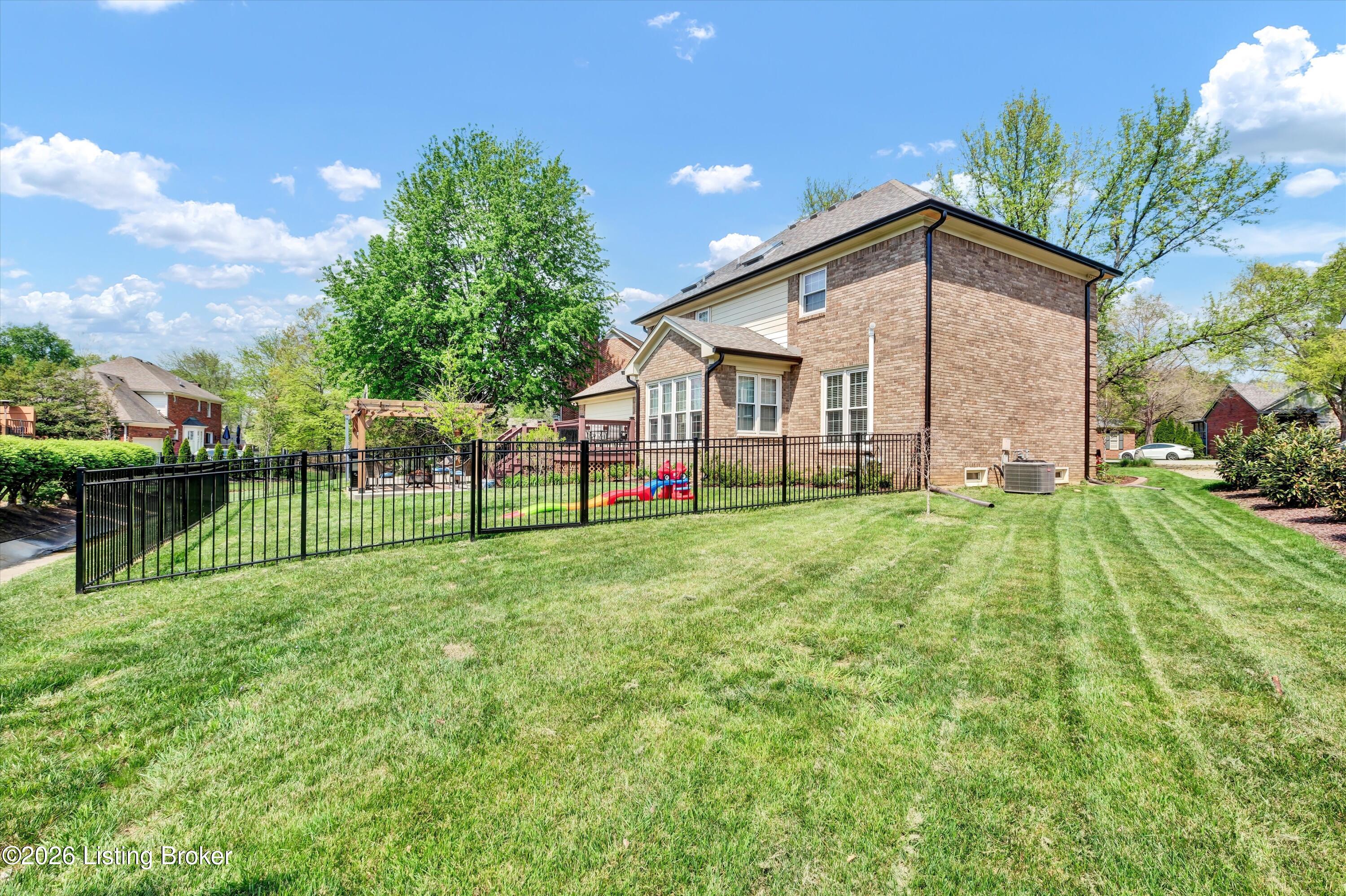 11002 Fox Moore Ct
