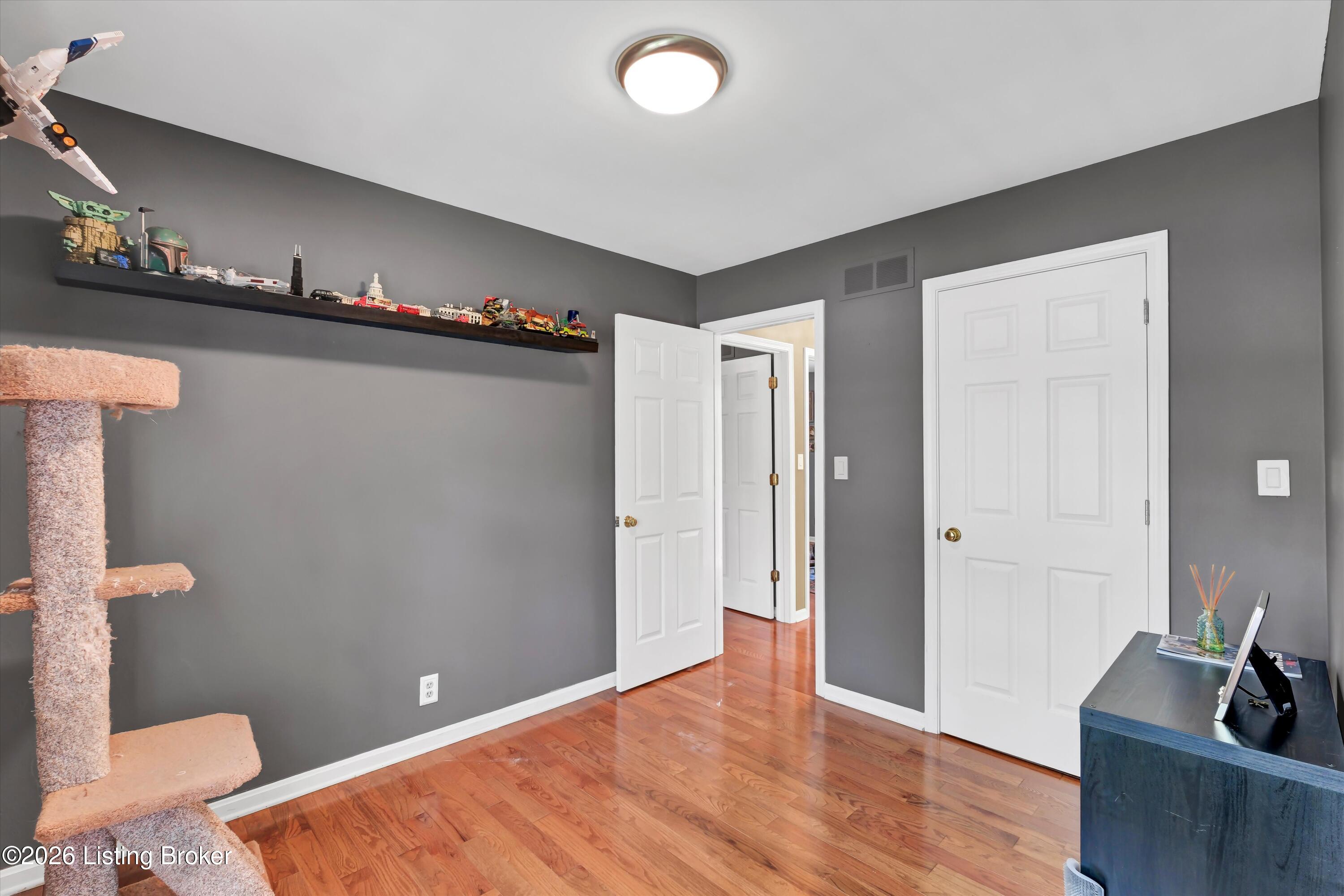 11002 Fox Moore Ct