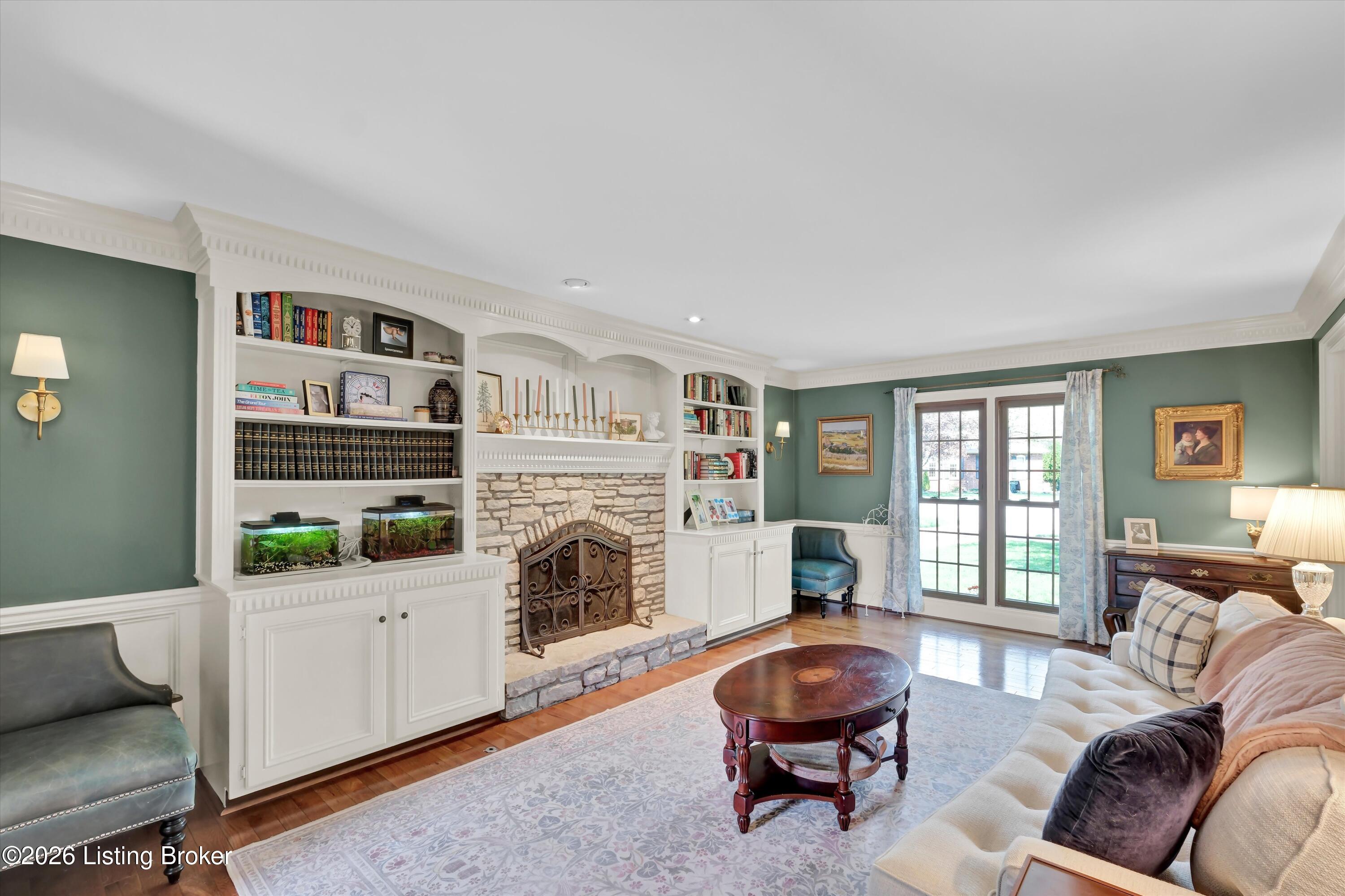 11002 Fox Moore Ct
