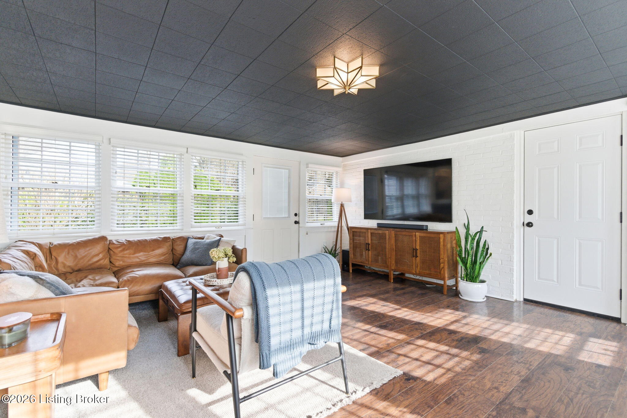 501 Brookview Rd
