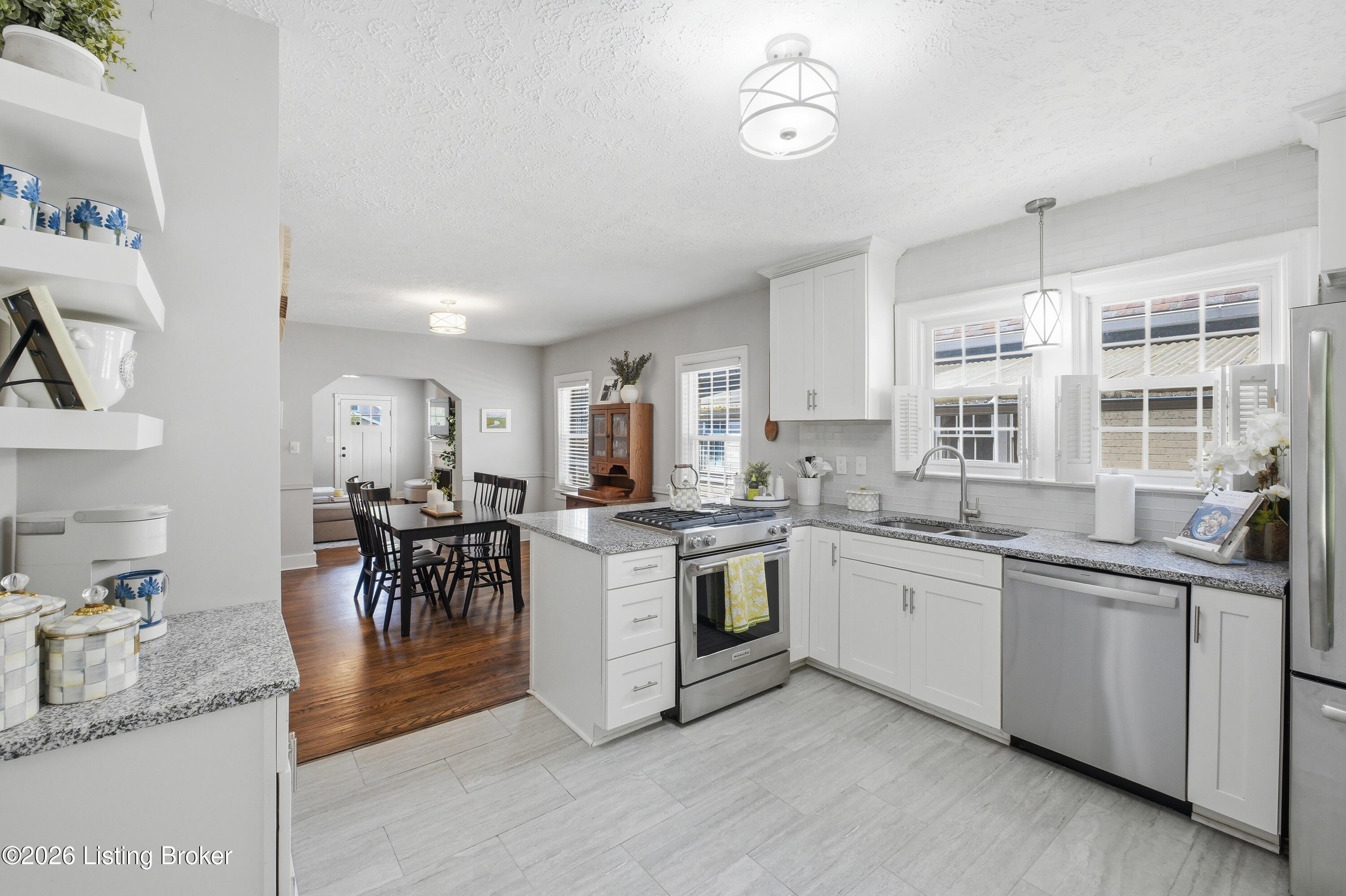 411 Mccready Ave