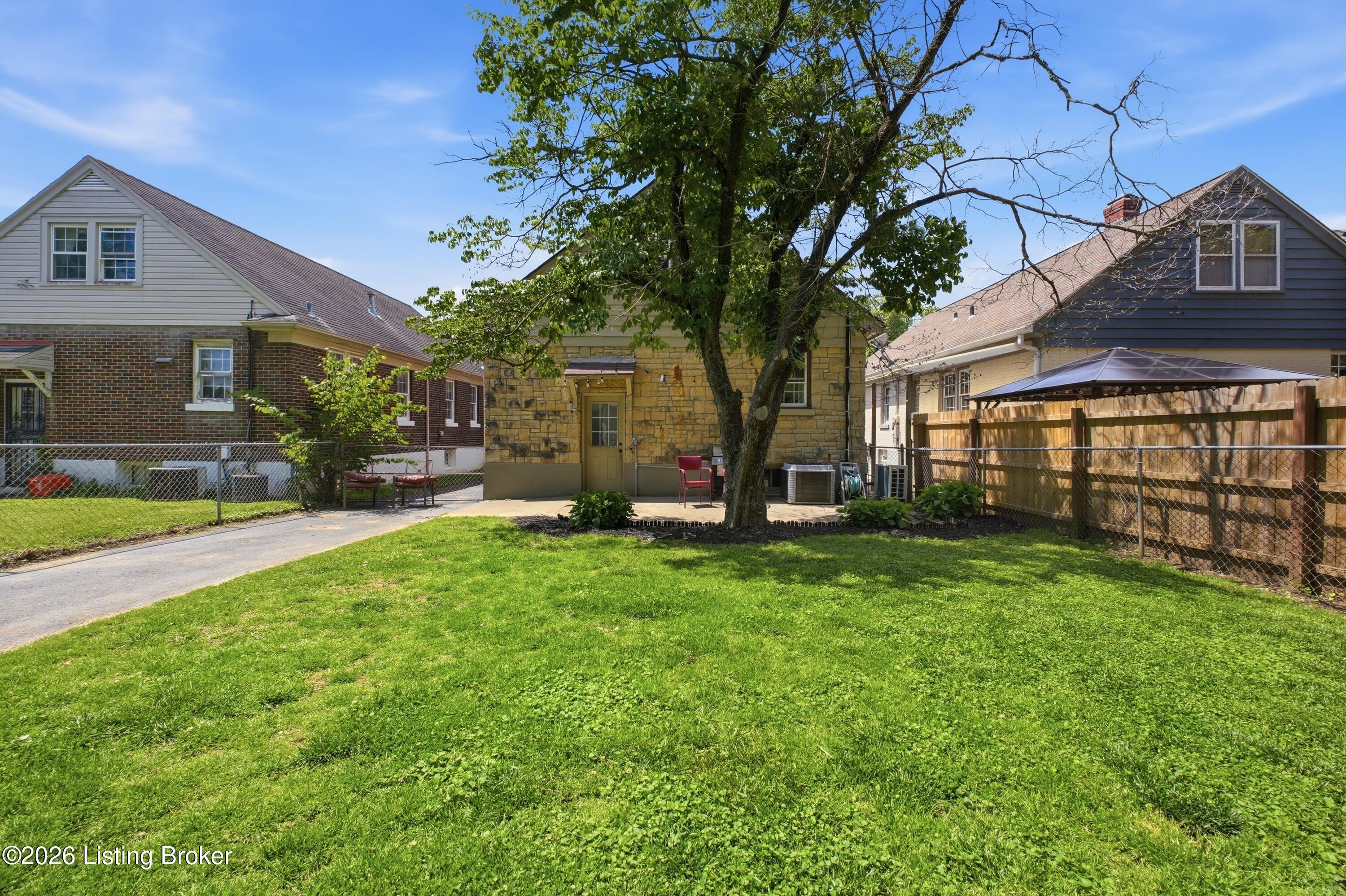 411 Mccready Ave
