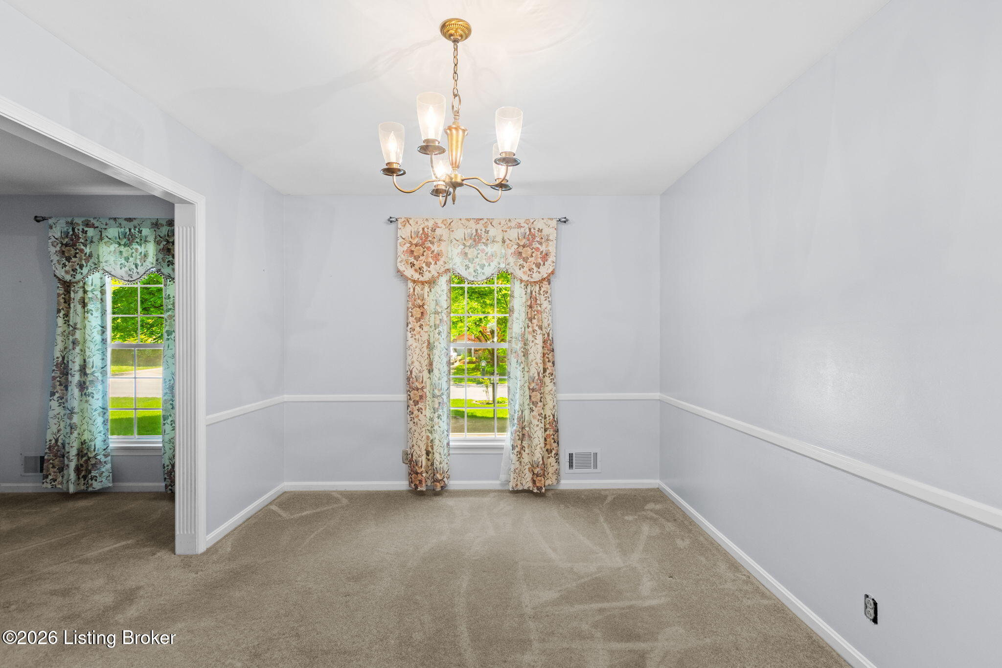 1106 King Arthur Ln