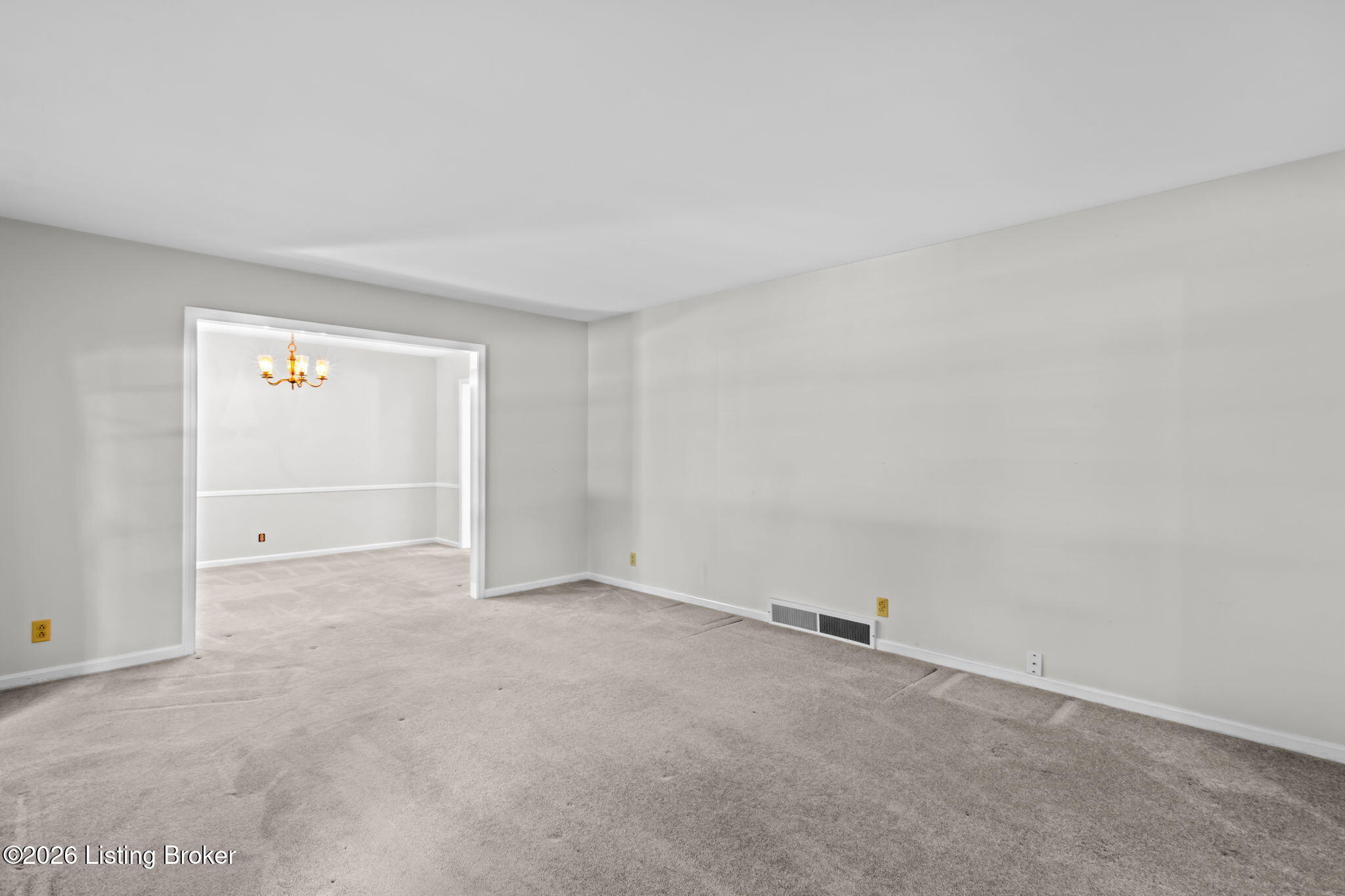 1106 King Arthur Ln