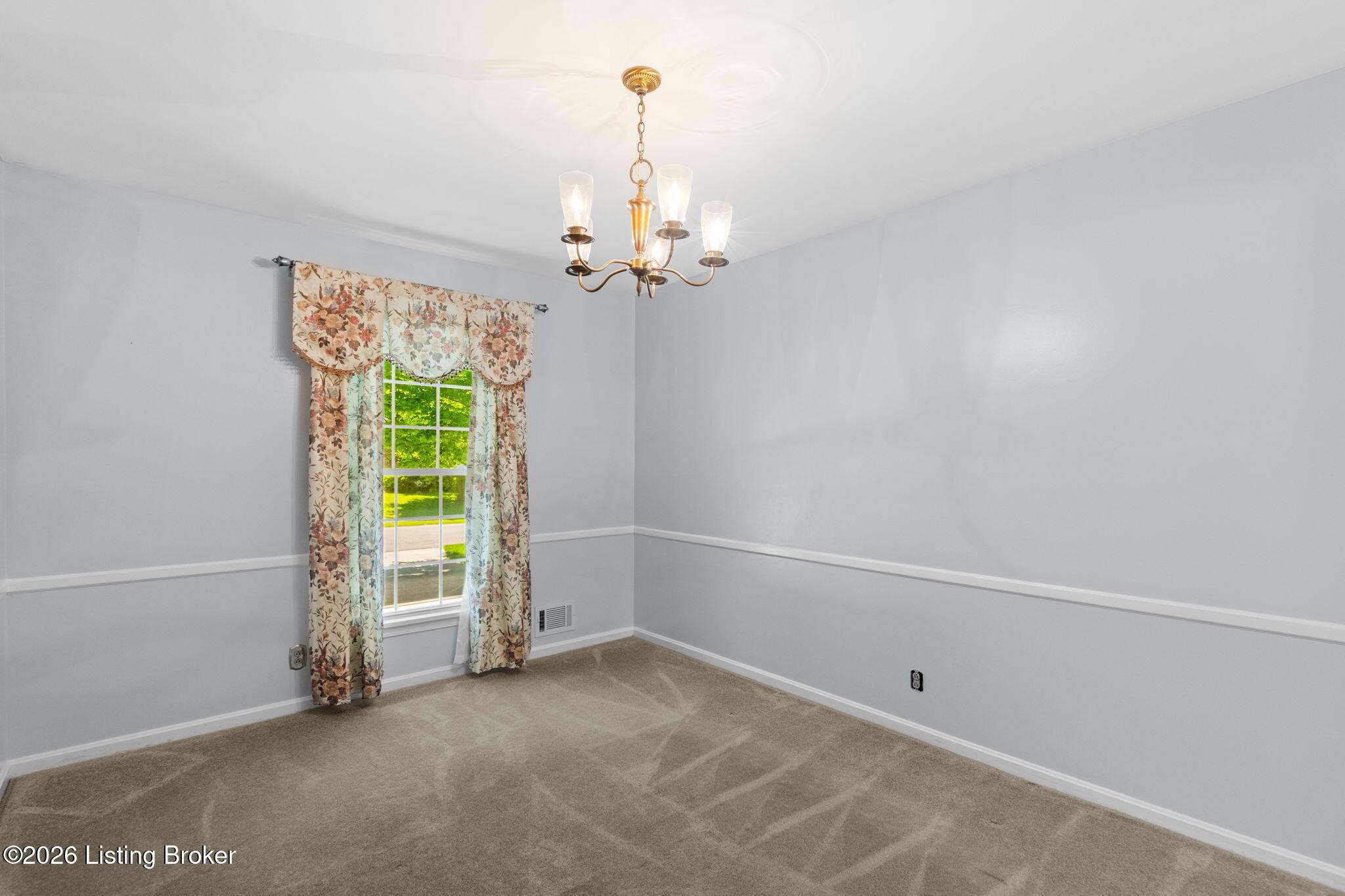 1106 King Arthur Ln