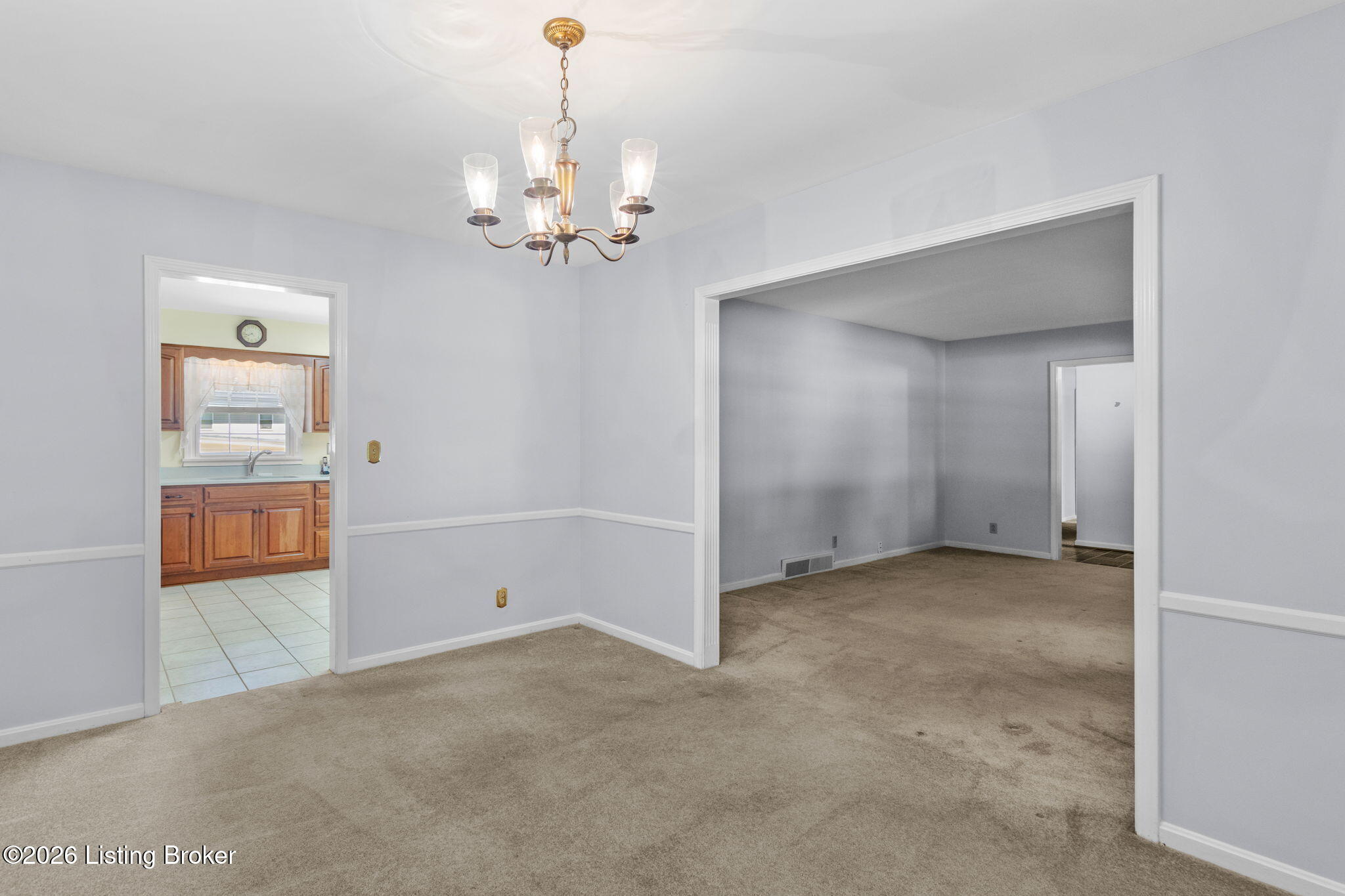 1106 King Arthur Ln