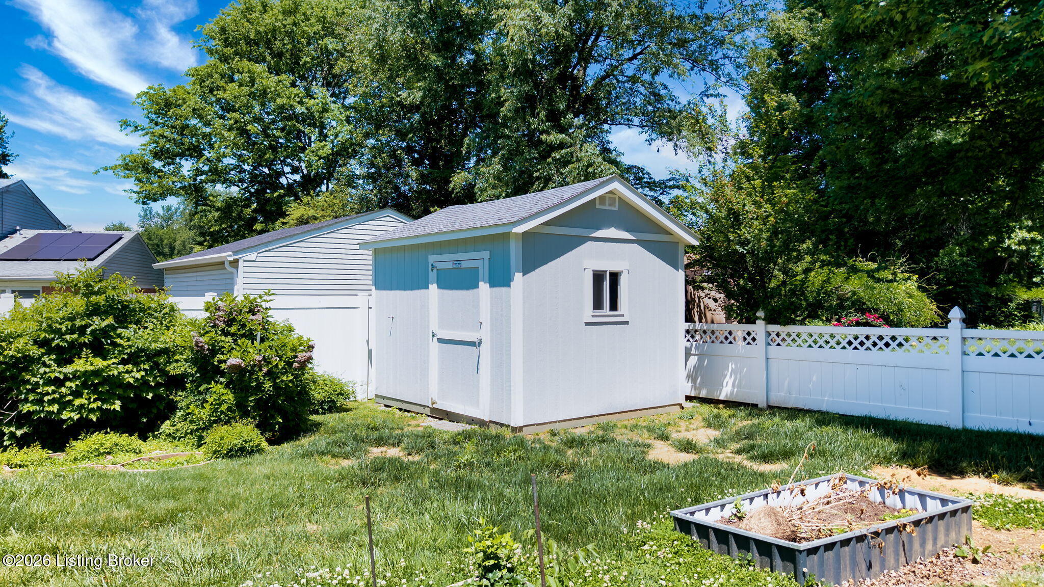1106 King Arthur Ln