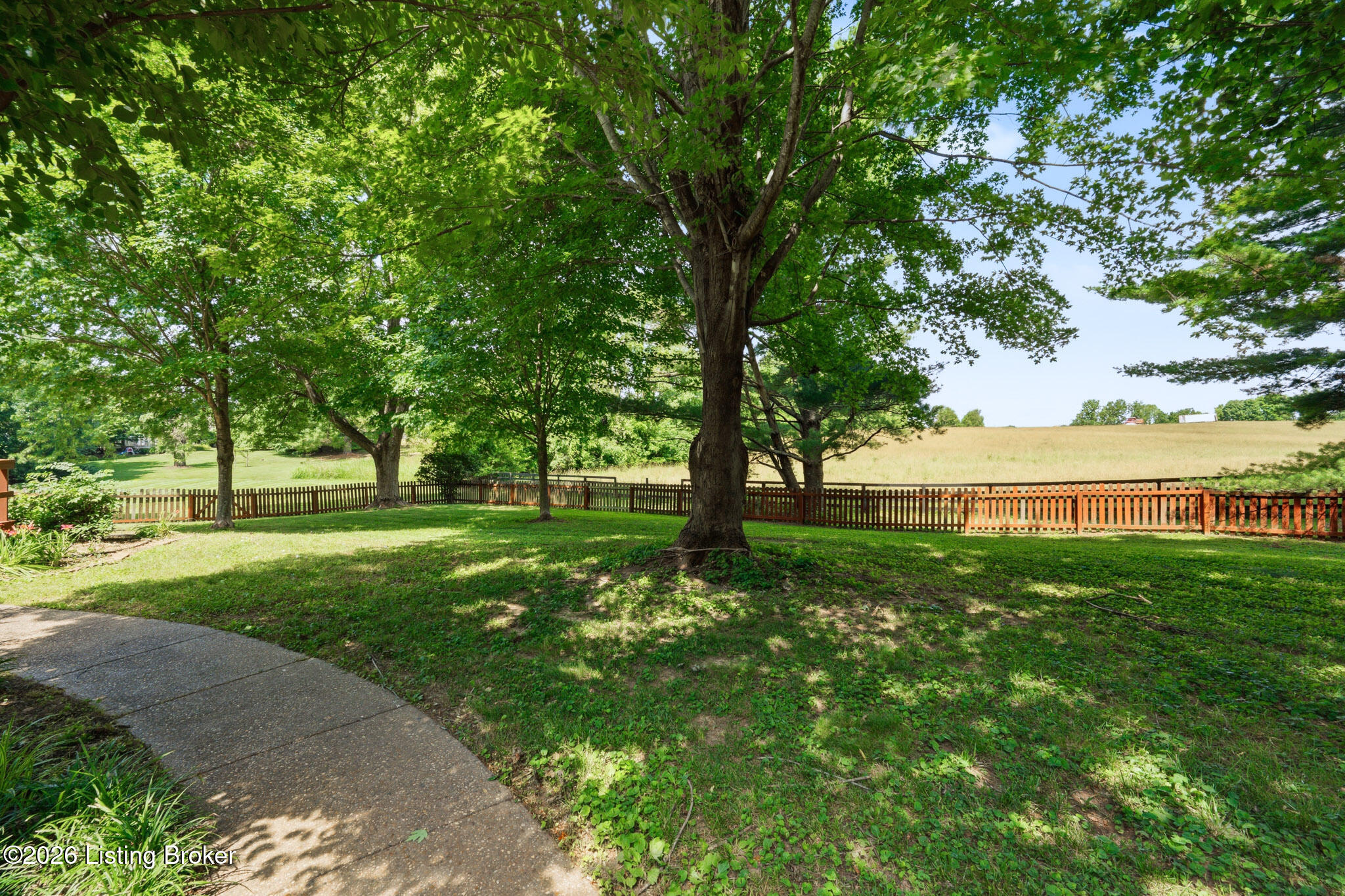 2302 Winterhaven Ct
