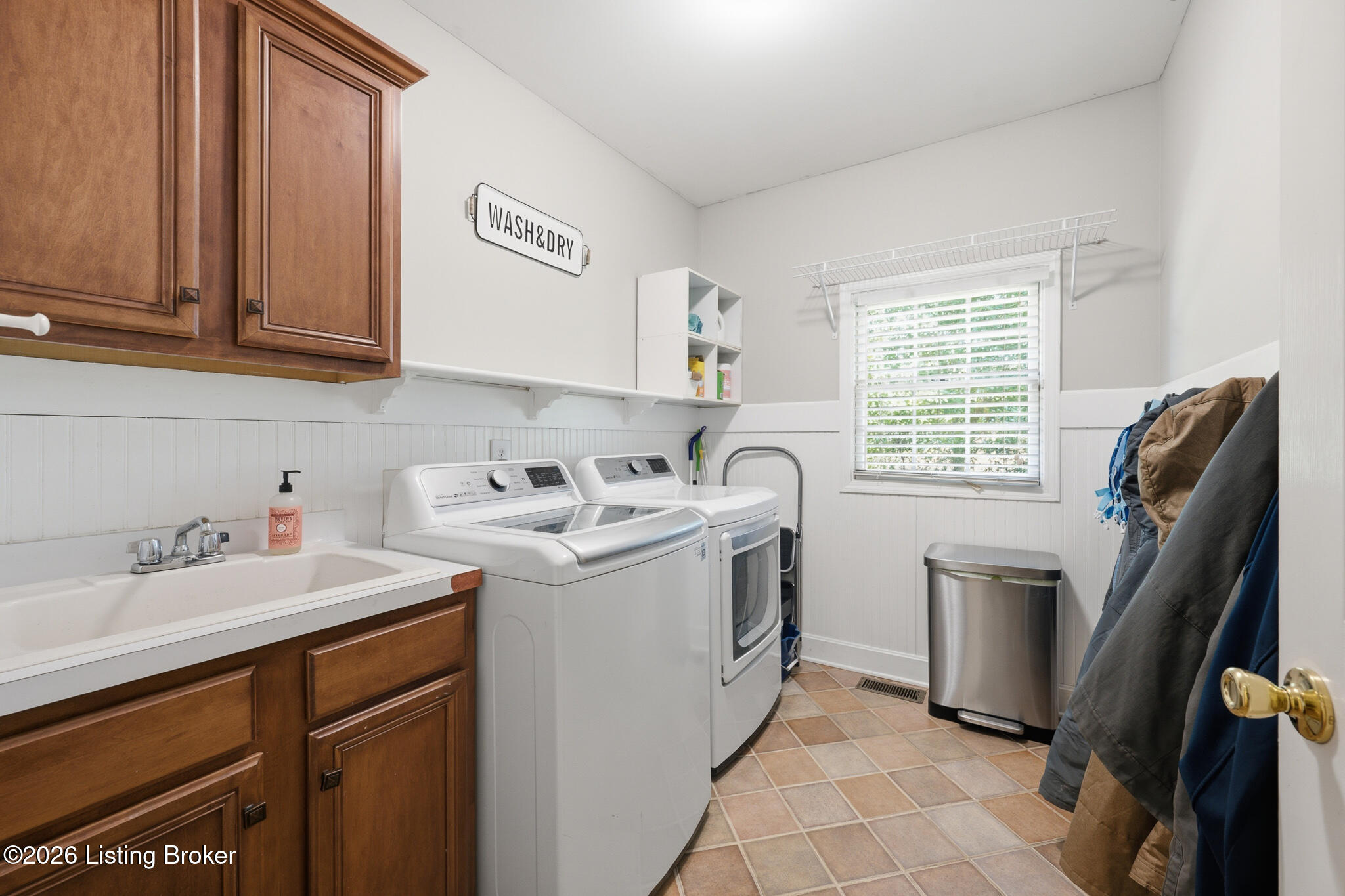 2302 Winterhaven Ct