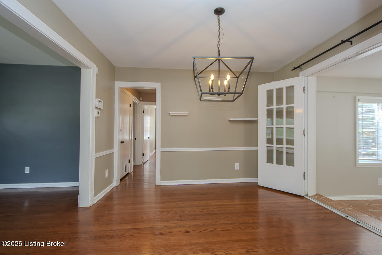 912 Beechwood Rd