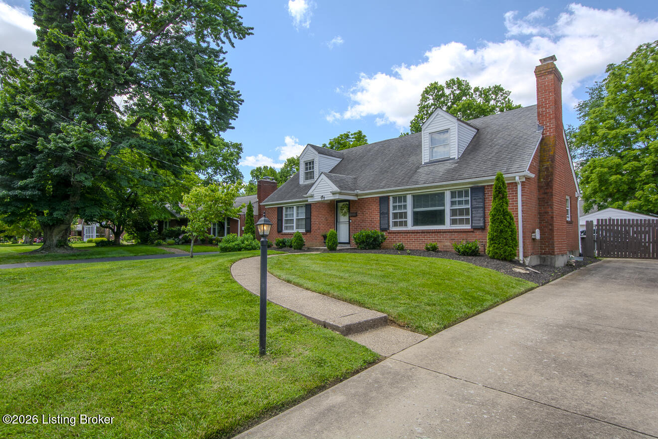 912 Beechwood Rd