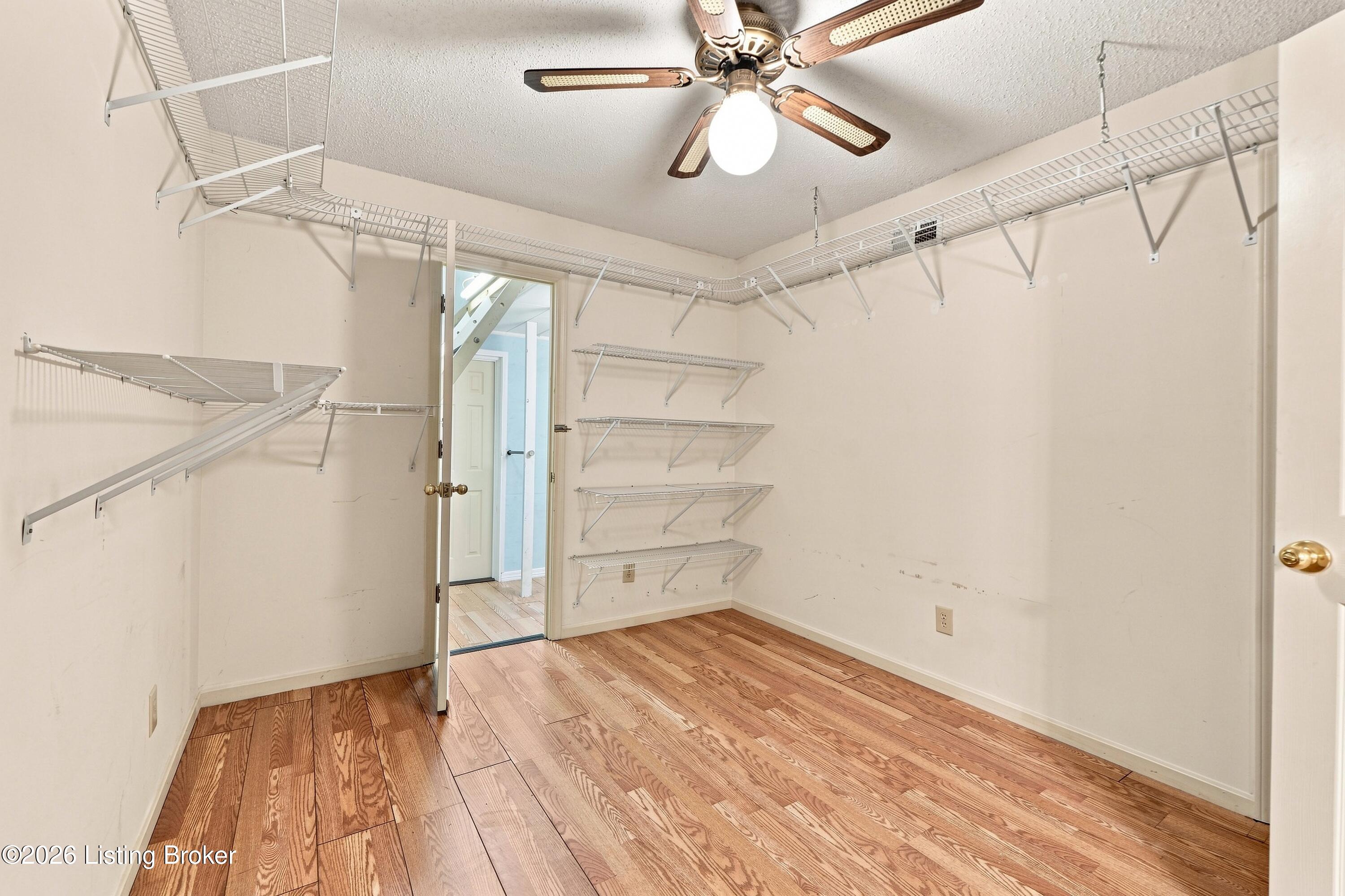 9808 Abbeywood Village Way