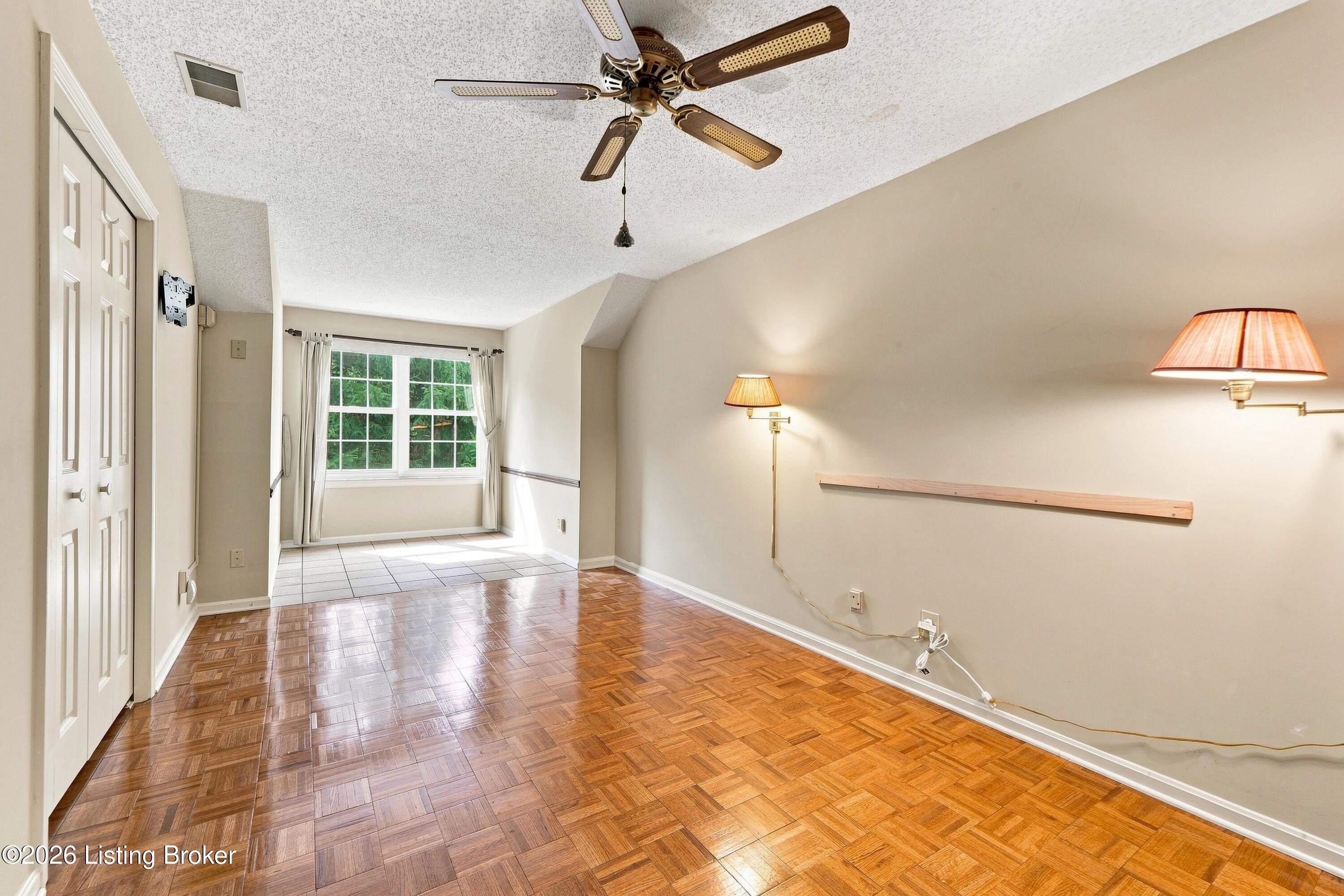 9808 Abbeywood Village Way
