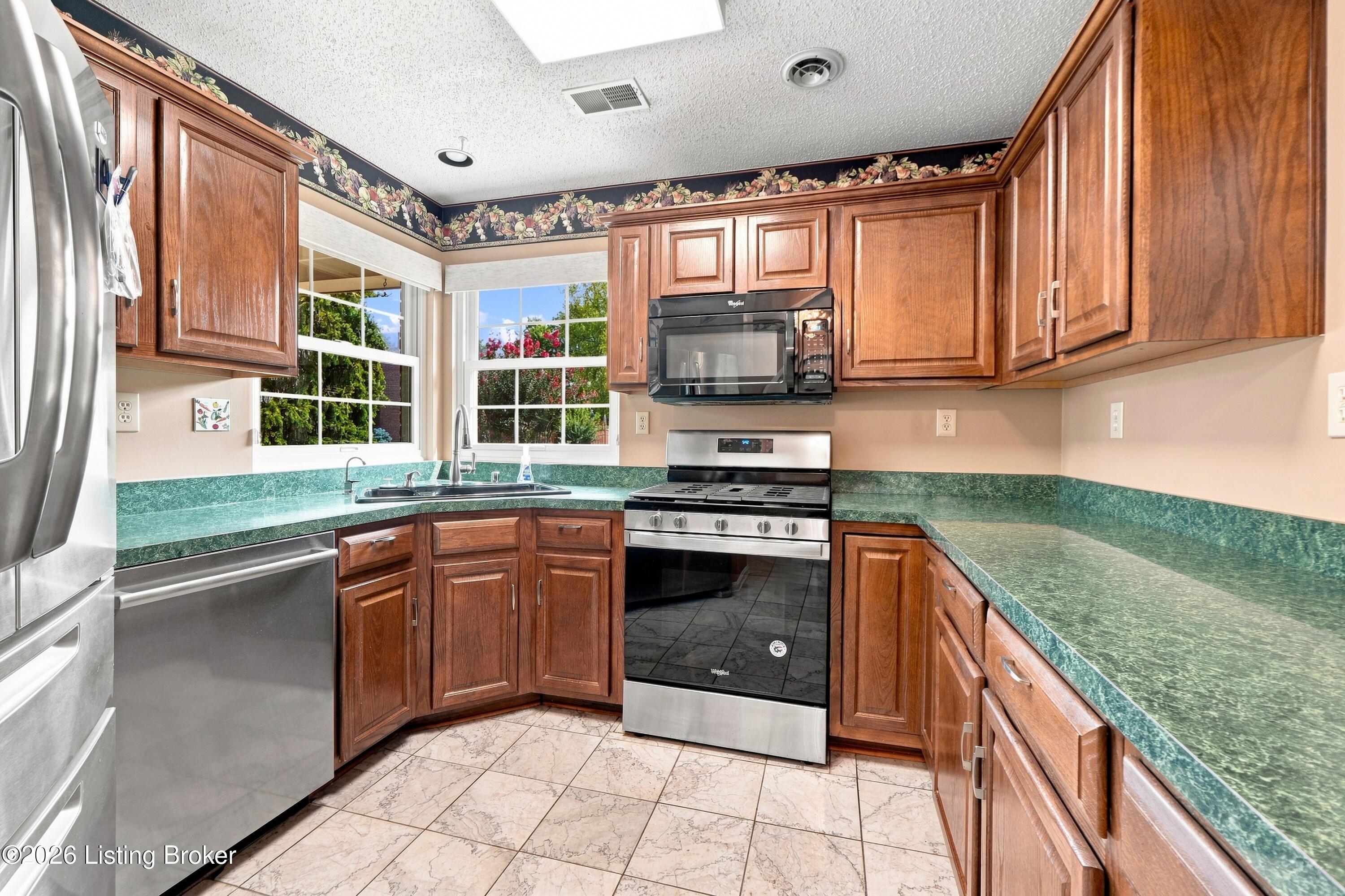 9808 Abbeywood Village Way