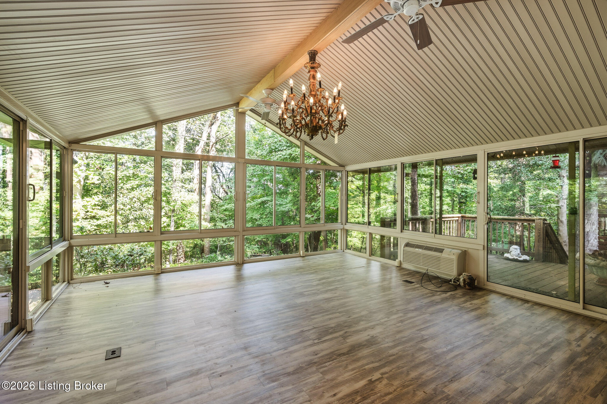 6300 Shadow Wood Ct