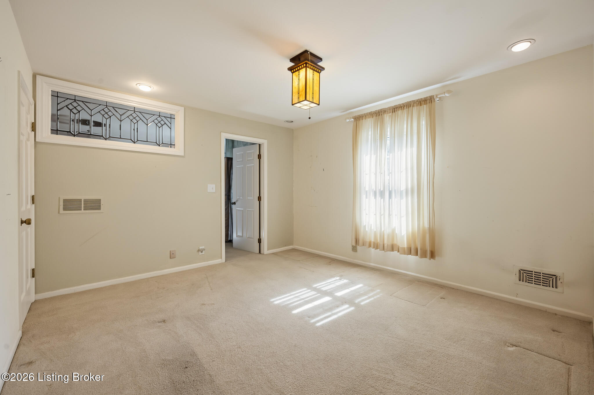 6300 Shadow Wood Ct