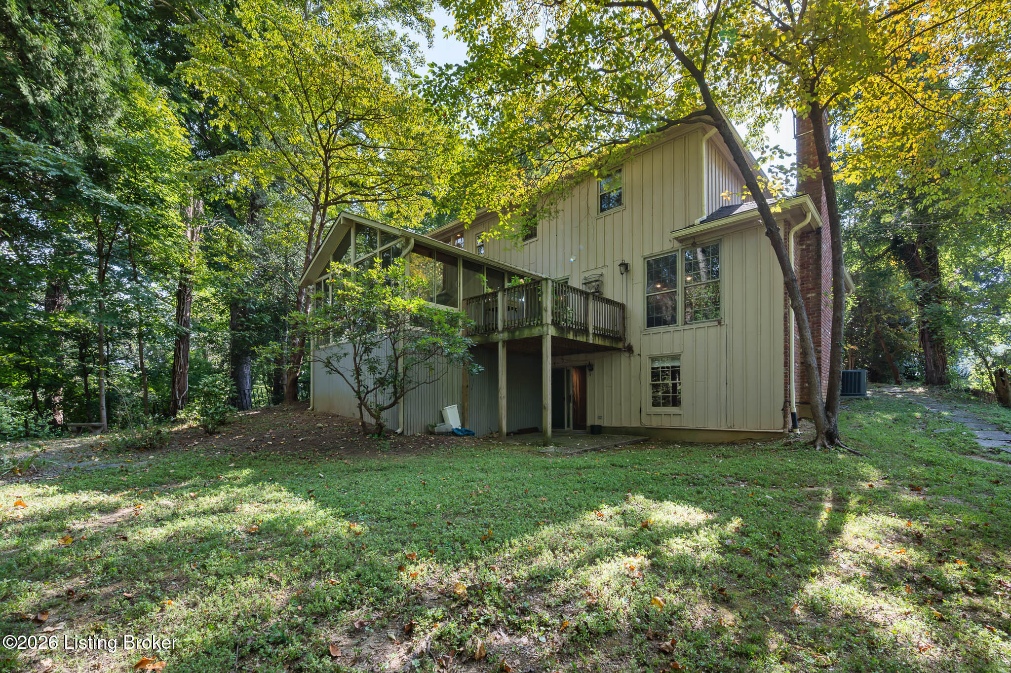 6300 Shadow Wood Ct