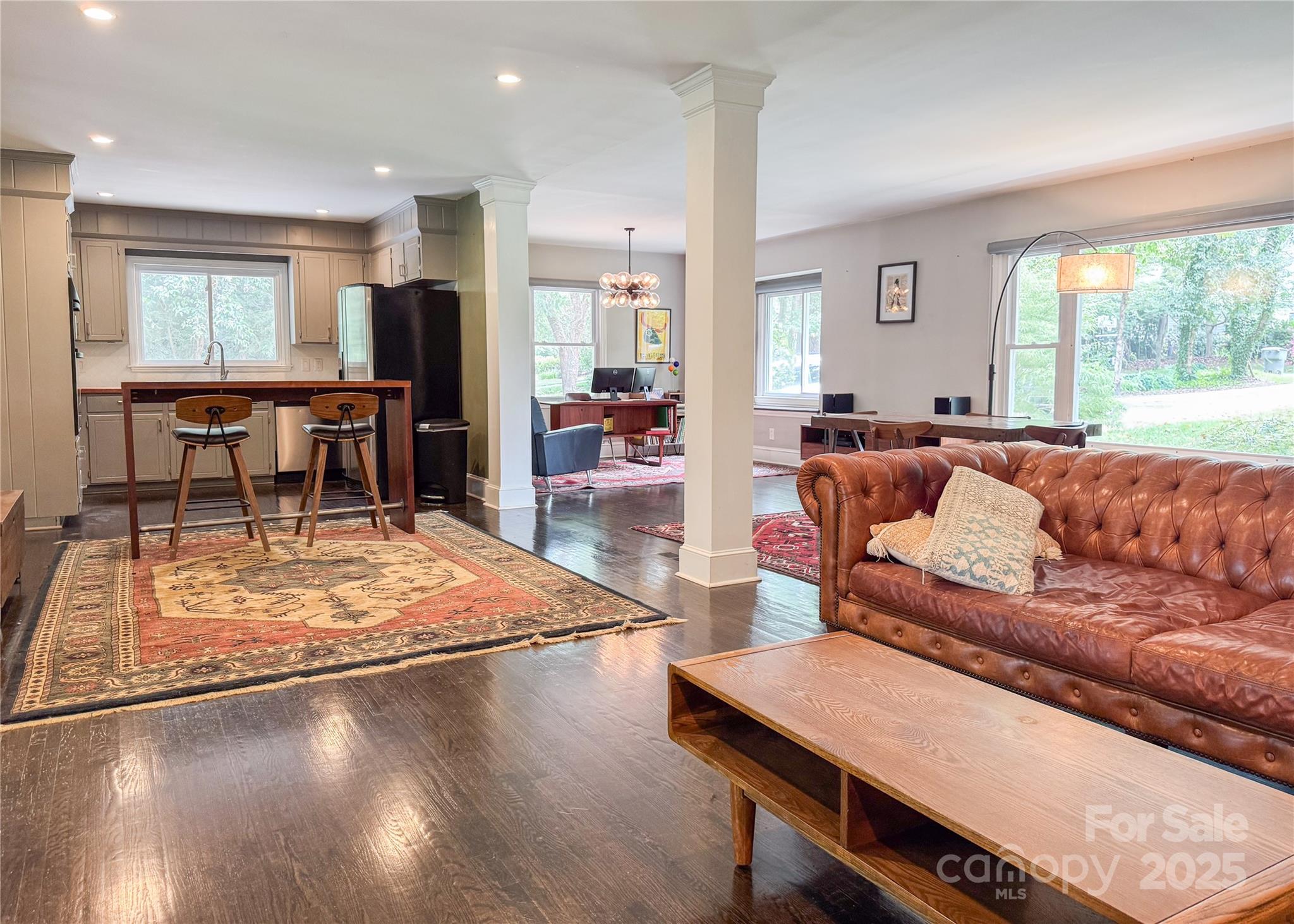 4640 Town and Country Drive