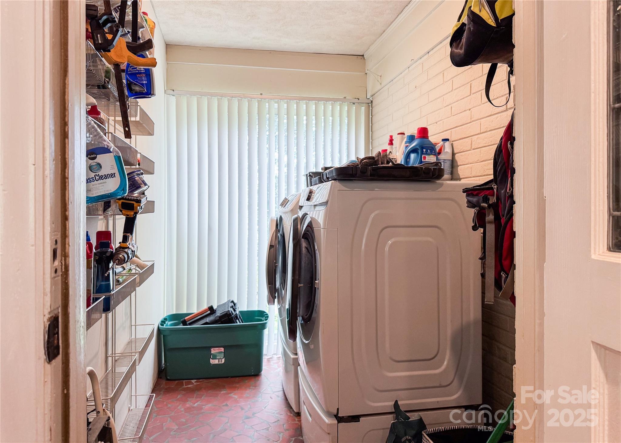 4640 Town and Country Drive