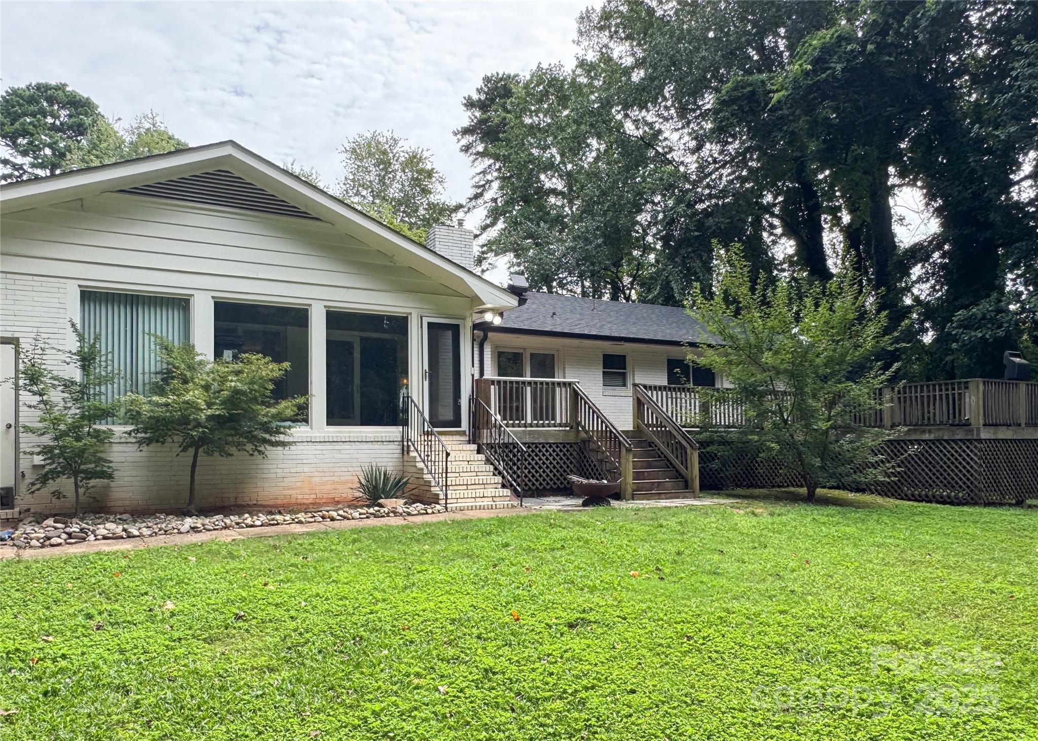 4640 Town and Country Drive