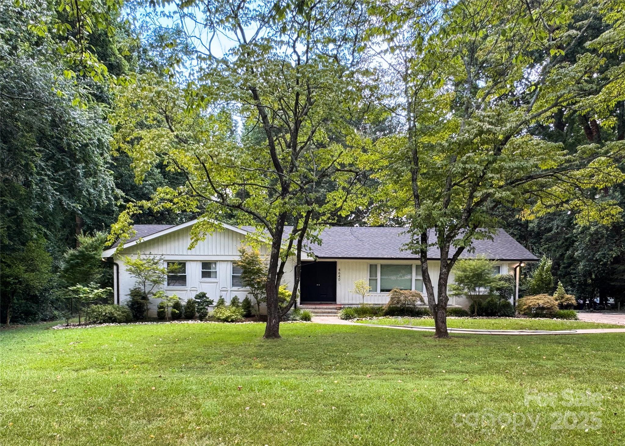 4640 Town and Country Drive