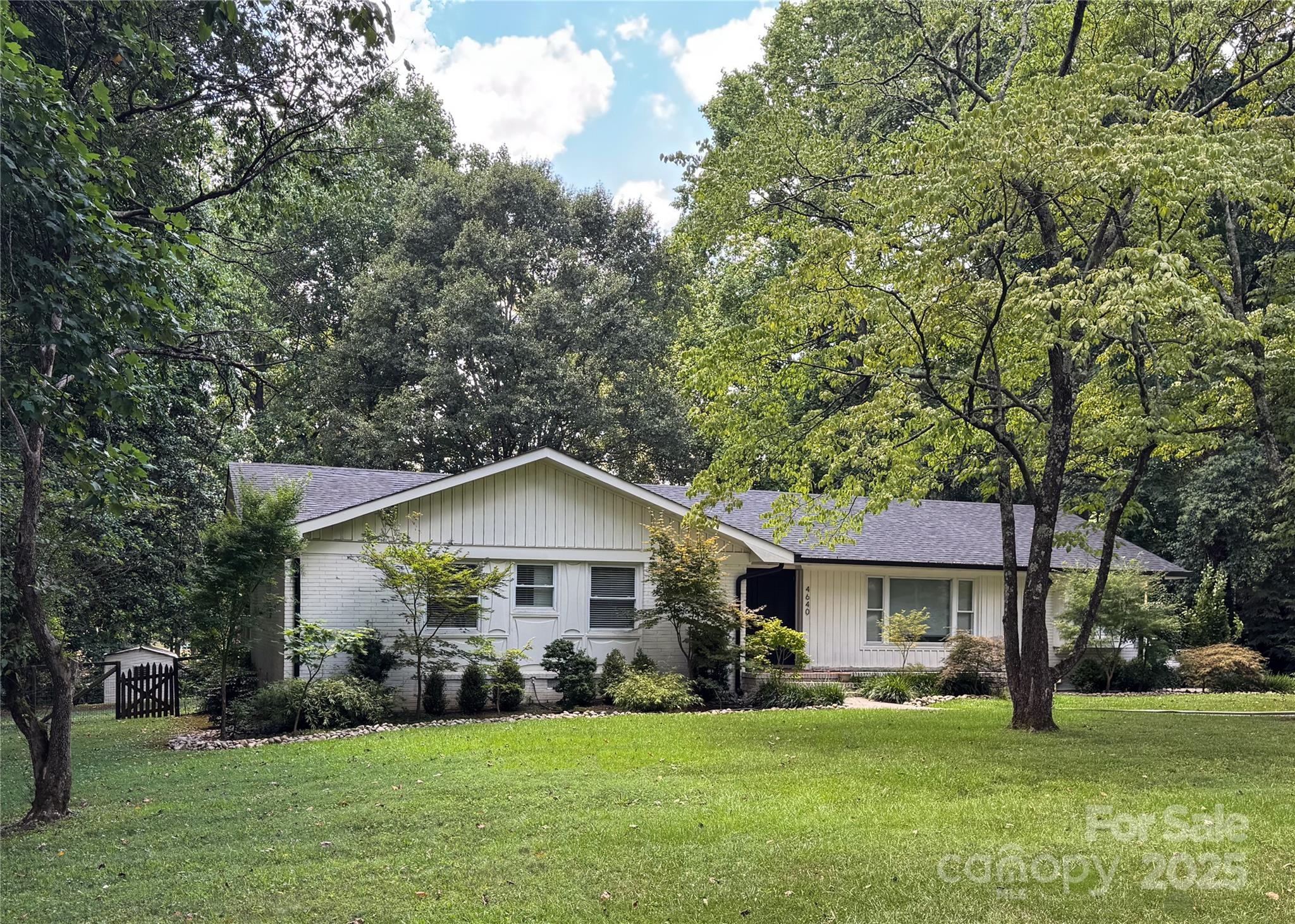 4640 Town and Country Drive