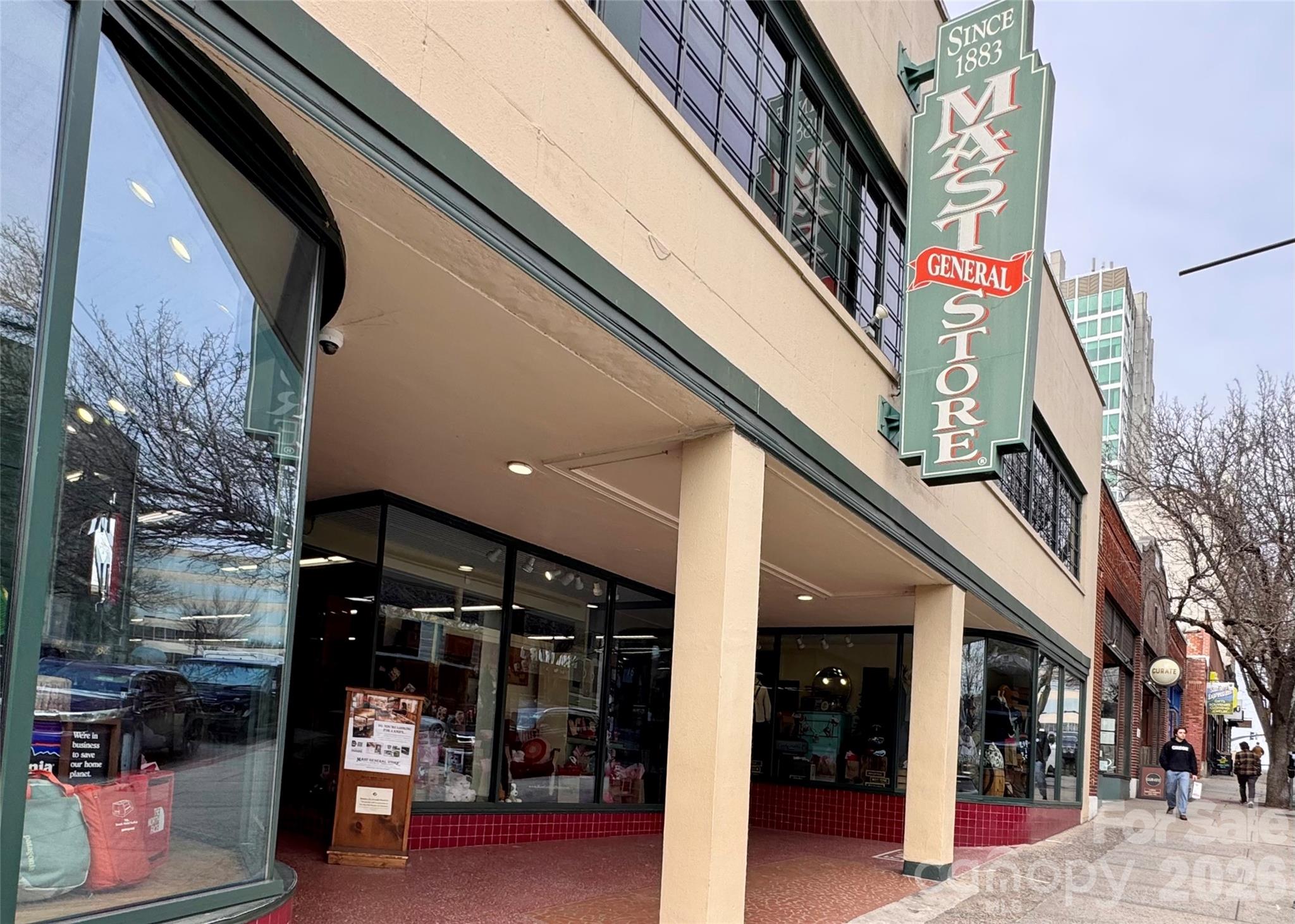 12 S Lexington Avenue Unit: 401