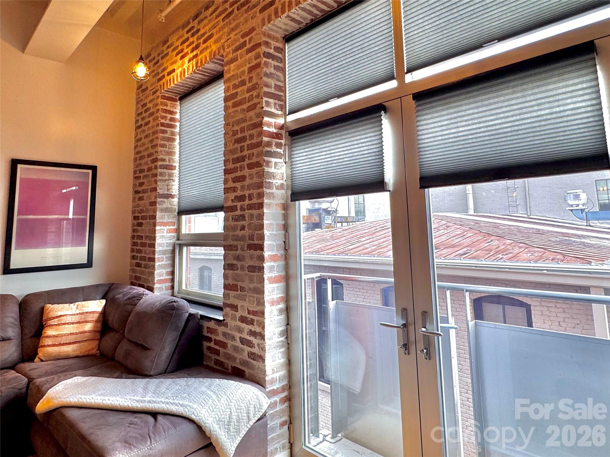 12 S Lexington Avenue Unit: 401