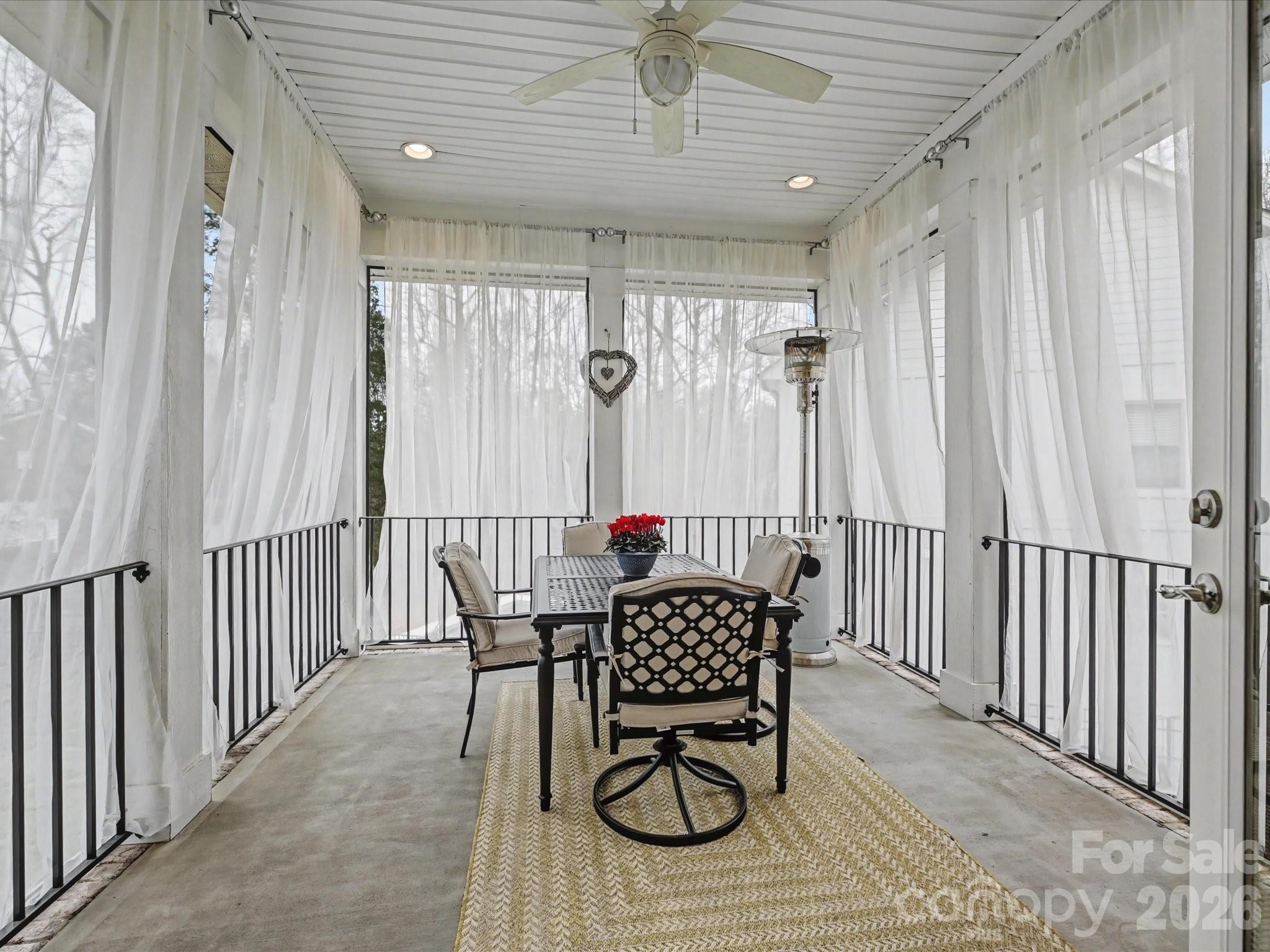 9829 Genevieve Court