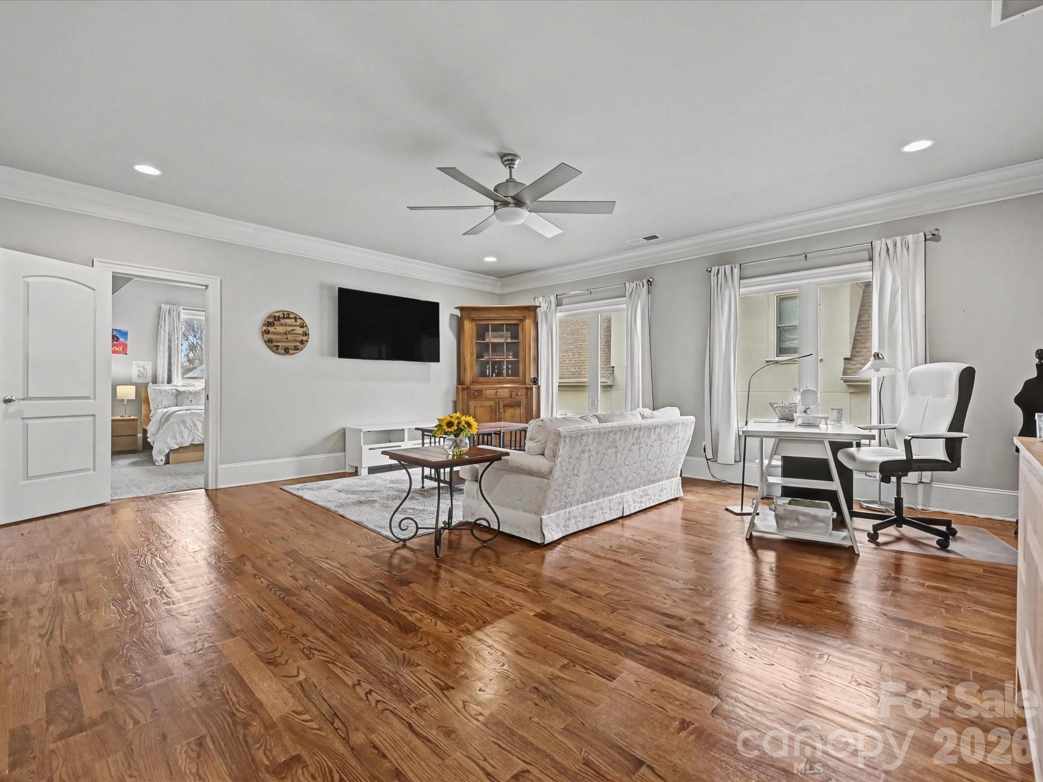 9829 Genevieve Court