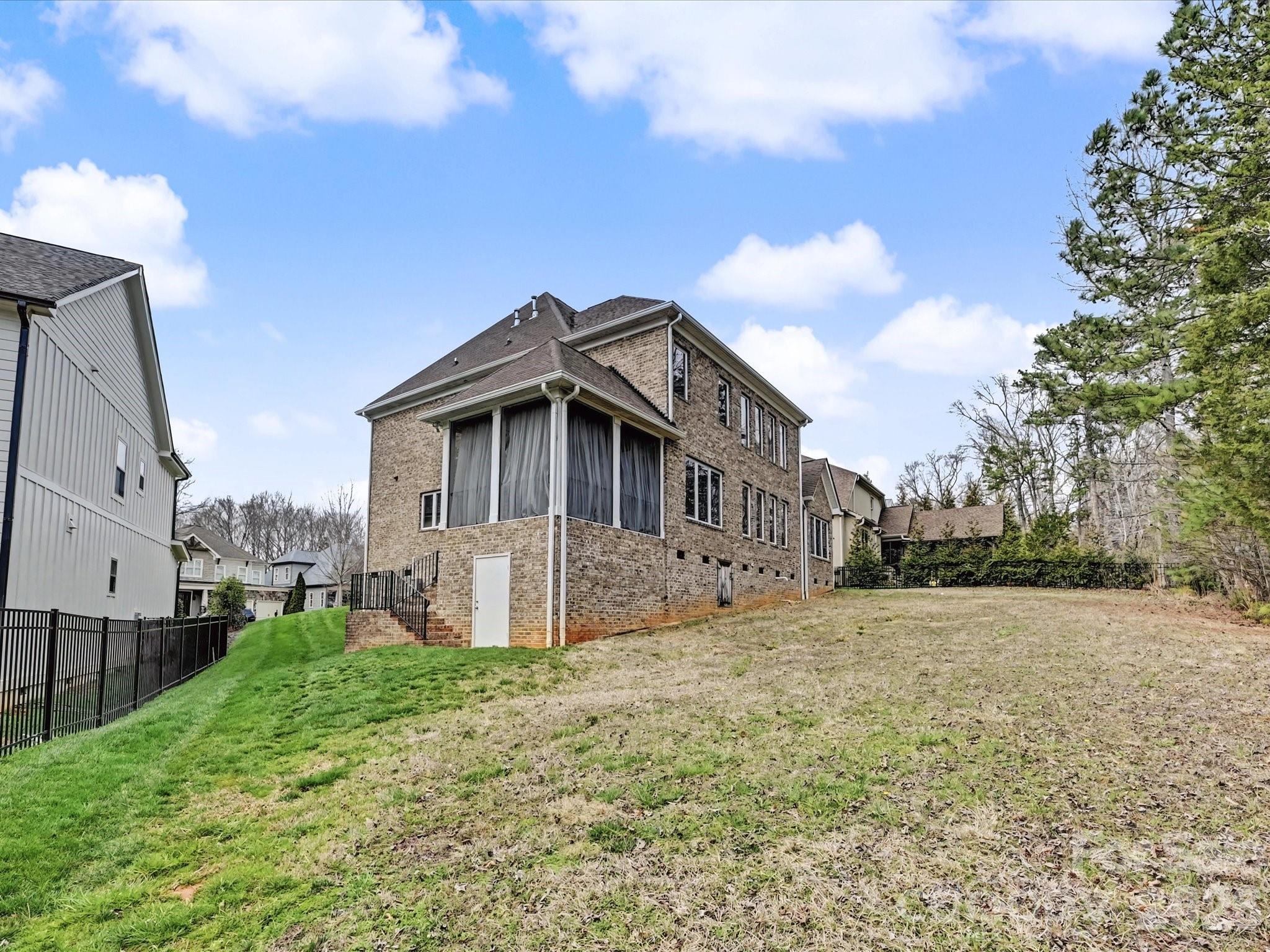 9829 Genevieve Court