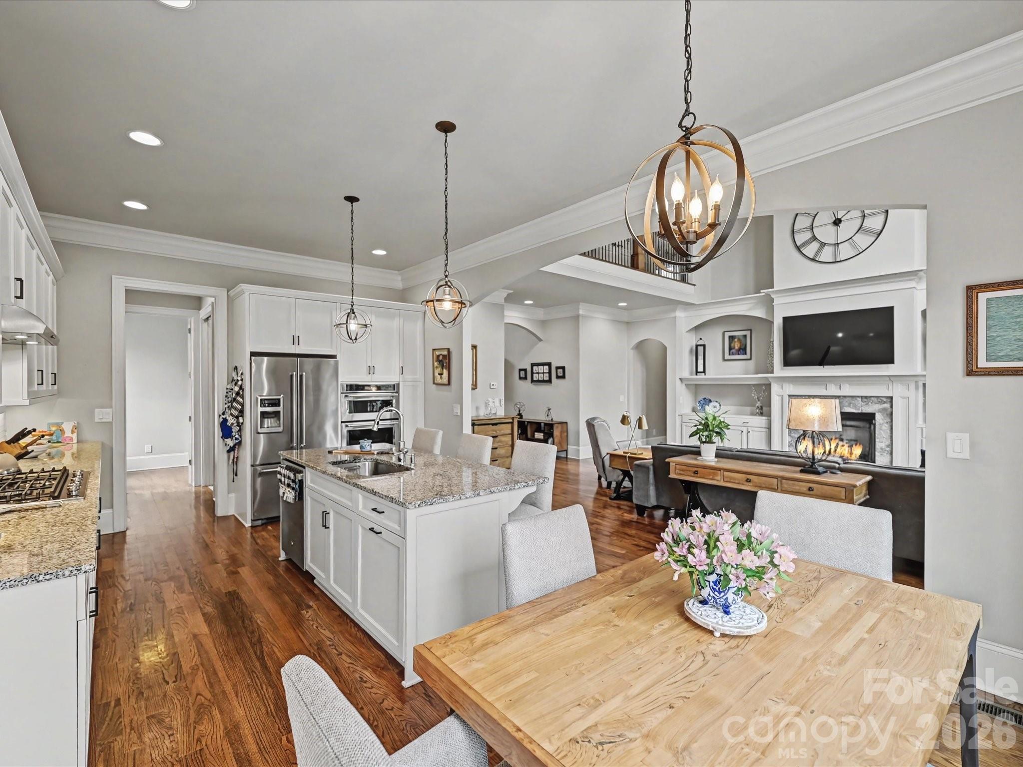 9829 Genevieve Court