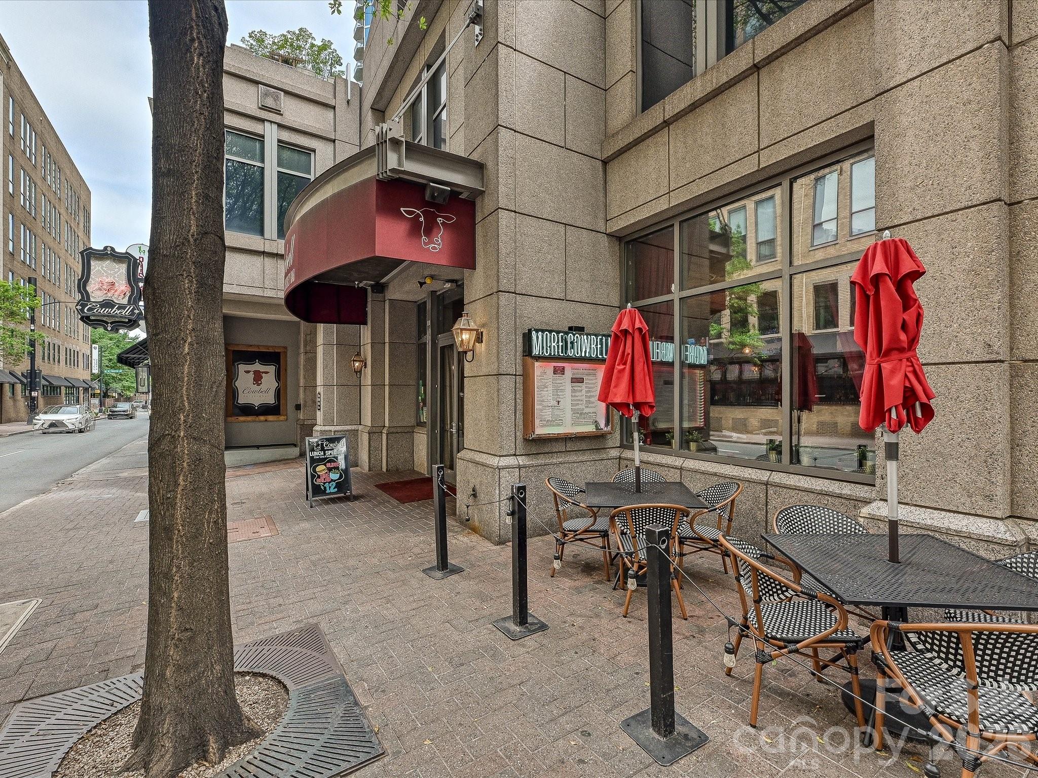 127 N Tryon Street Unit: 509.510