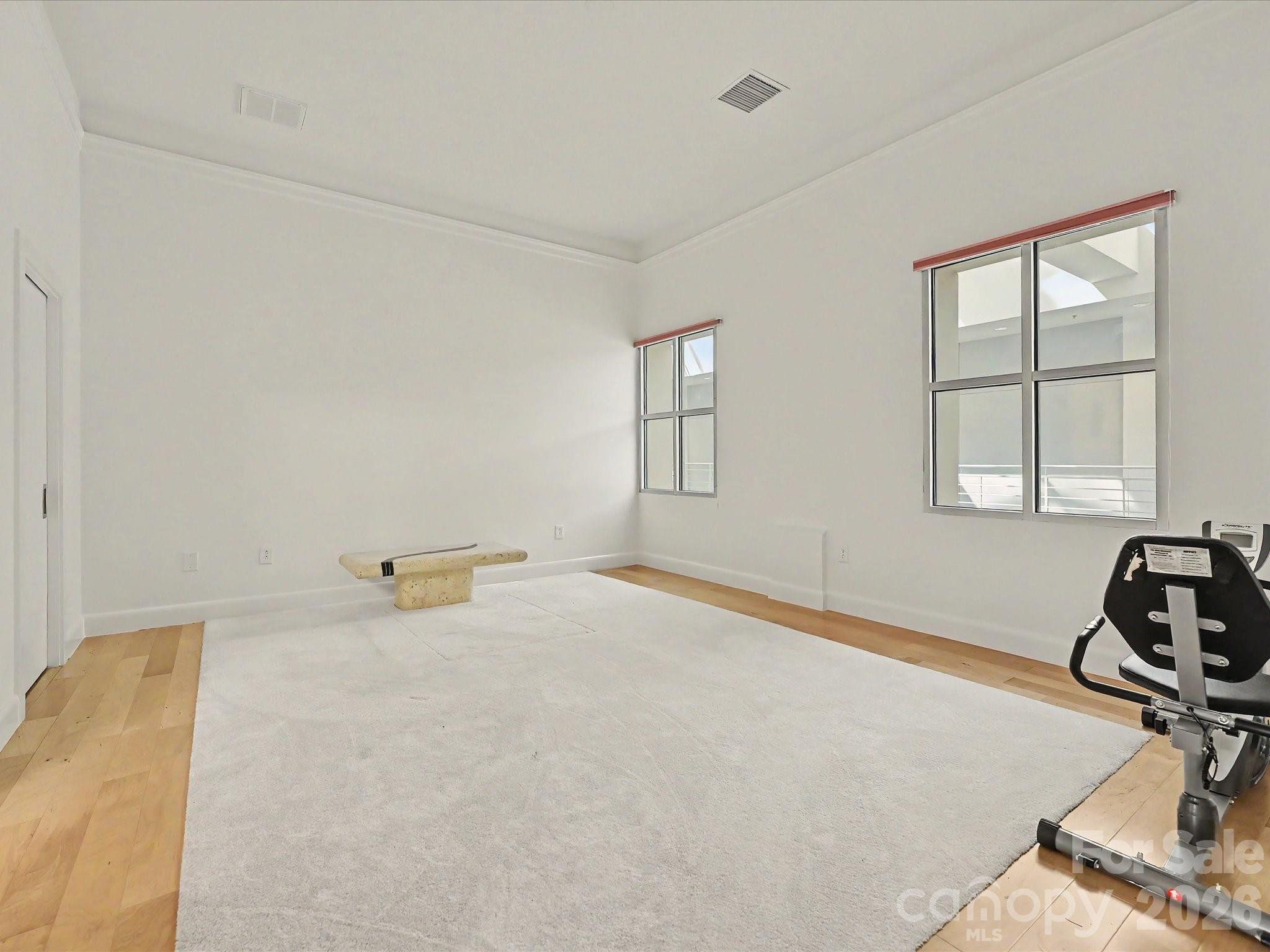 127 N Tryon Street Unit: 509.510