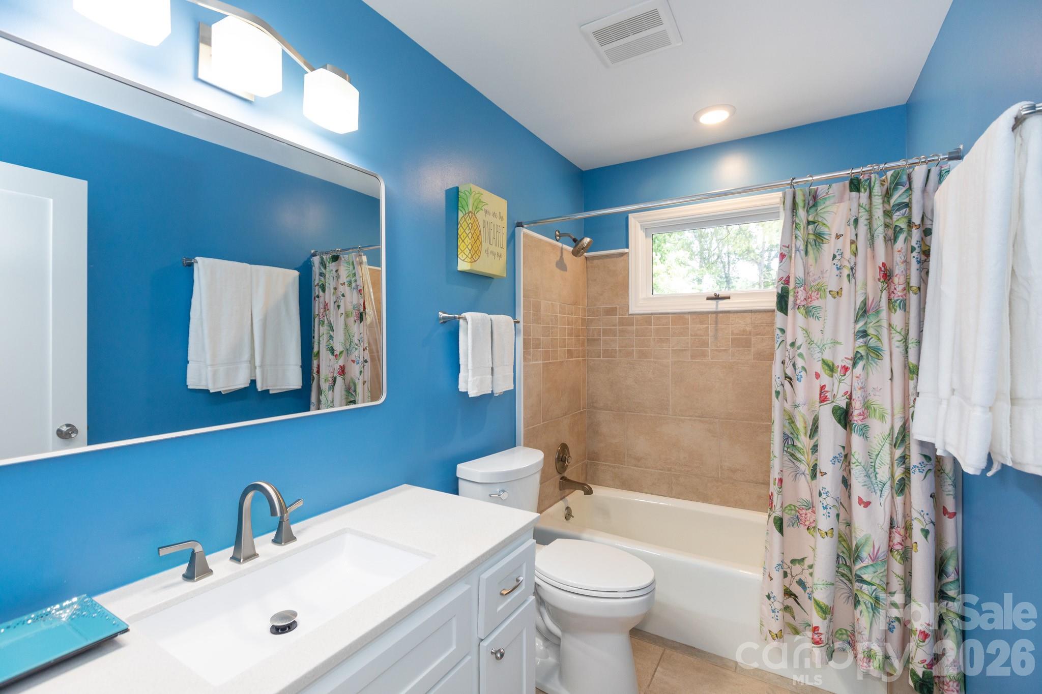 3011 Lauren Glen Road