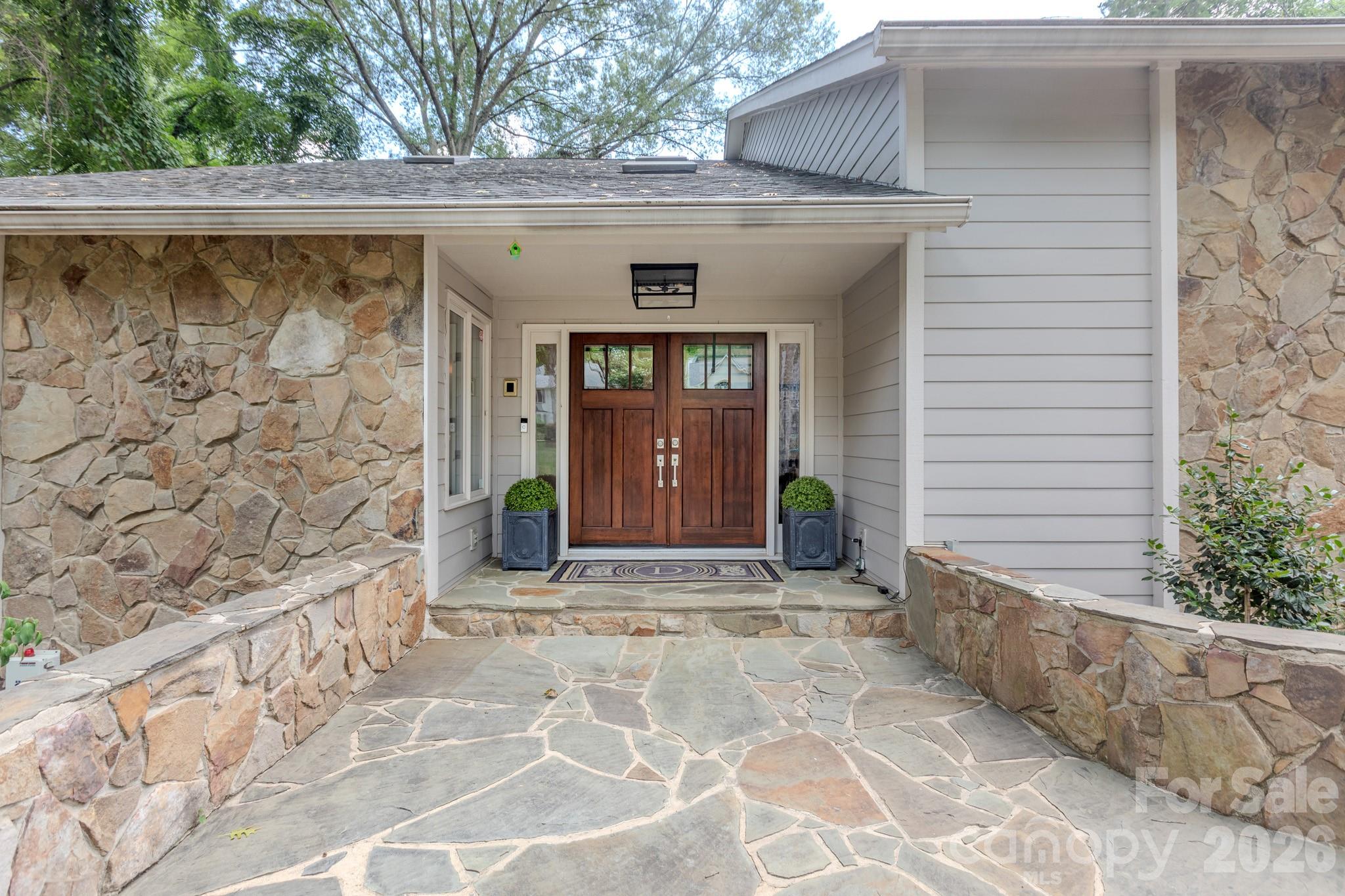 3011 Lauren Glen Road
