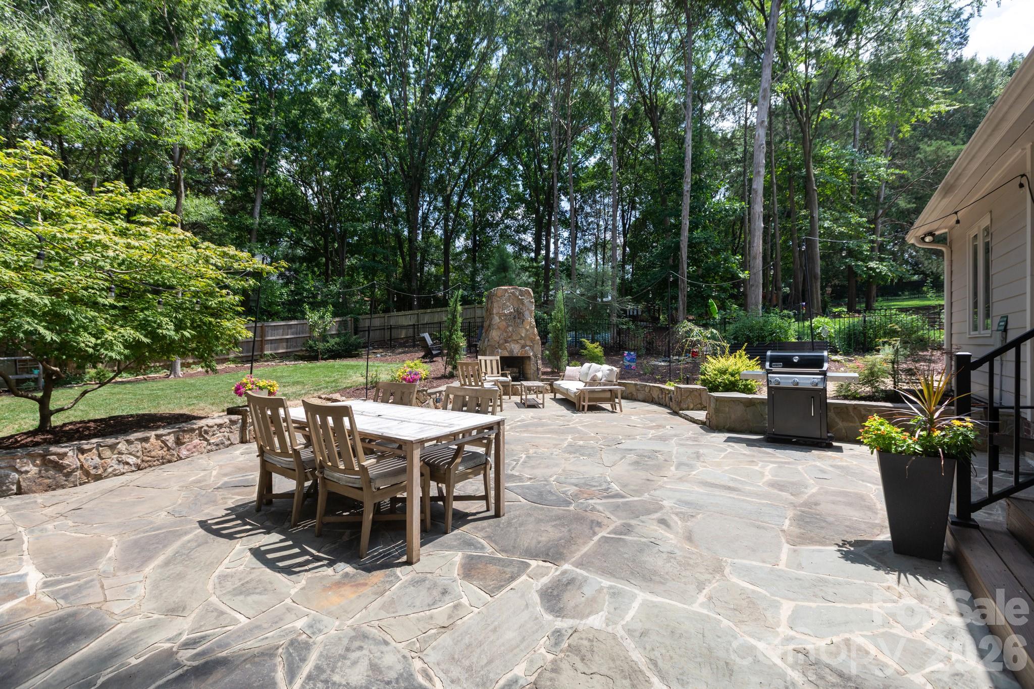 3011 Lauren Glen Road