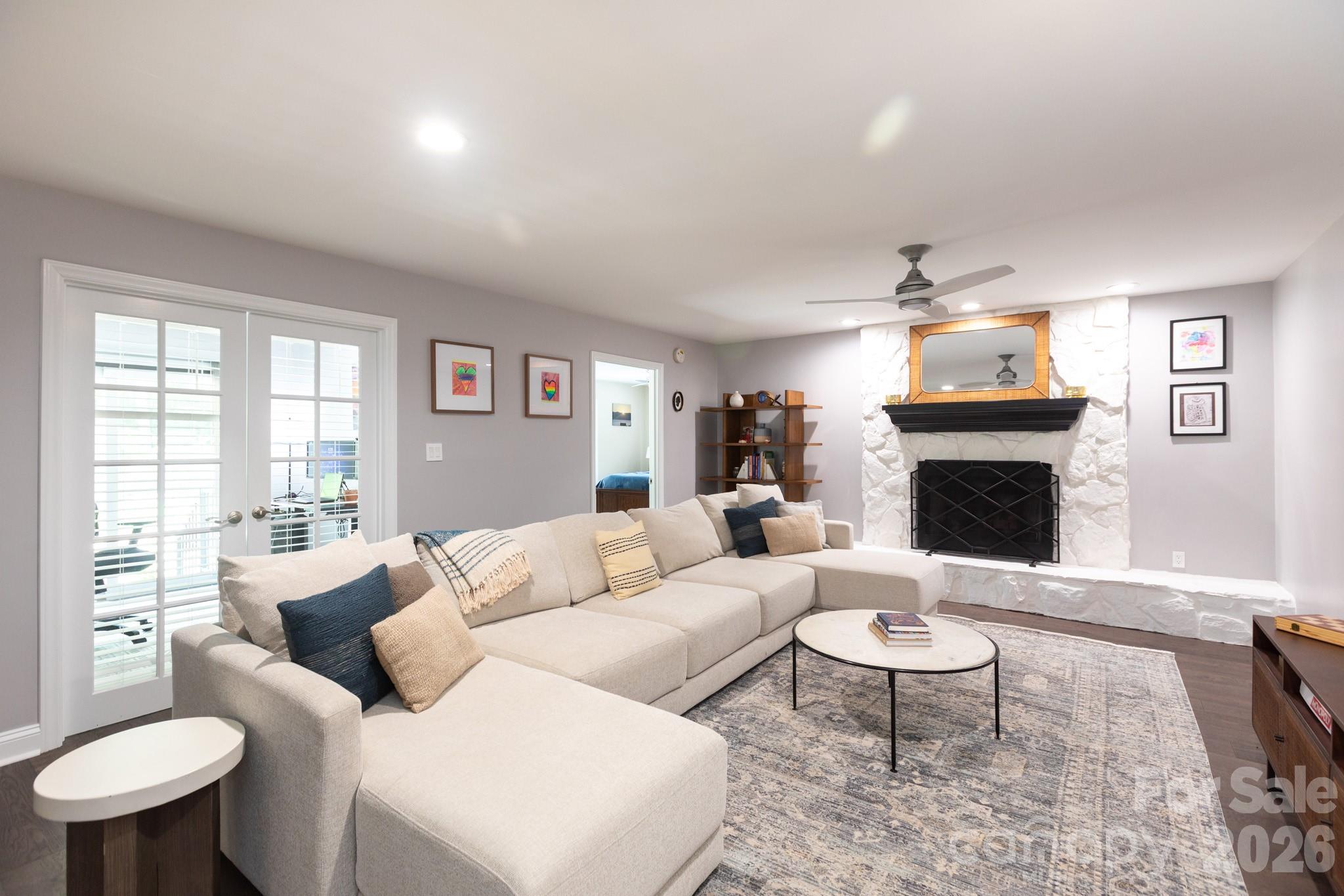 3011 Lauren Glen Road