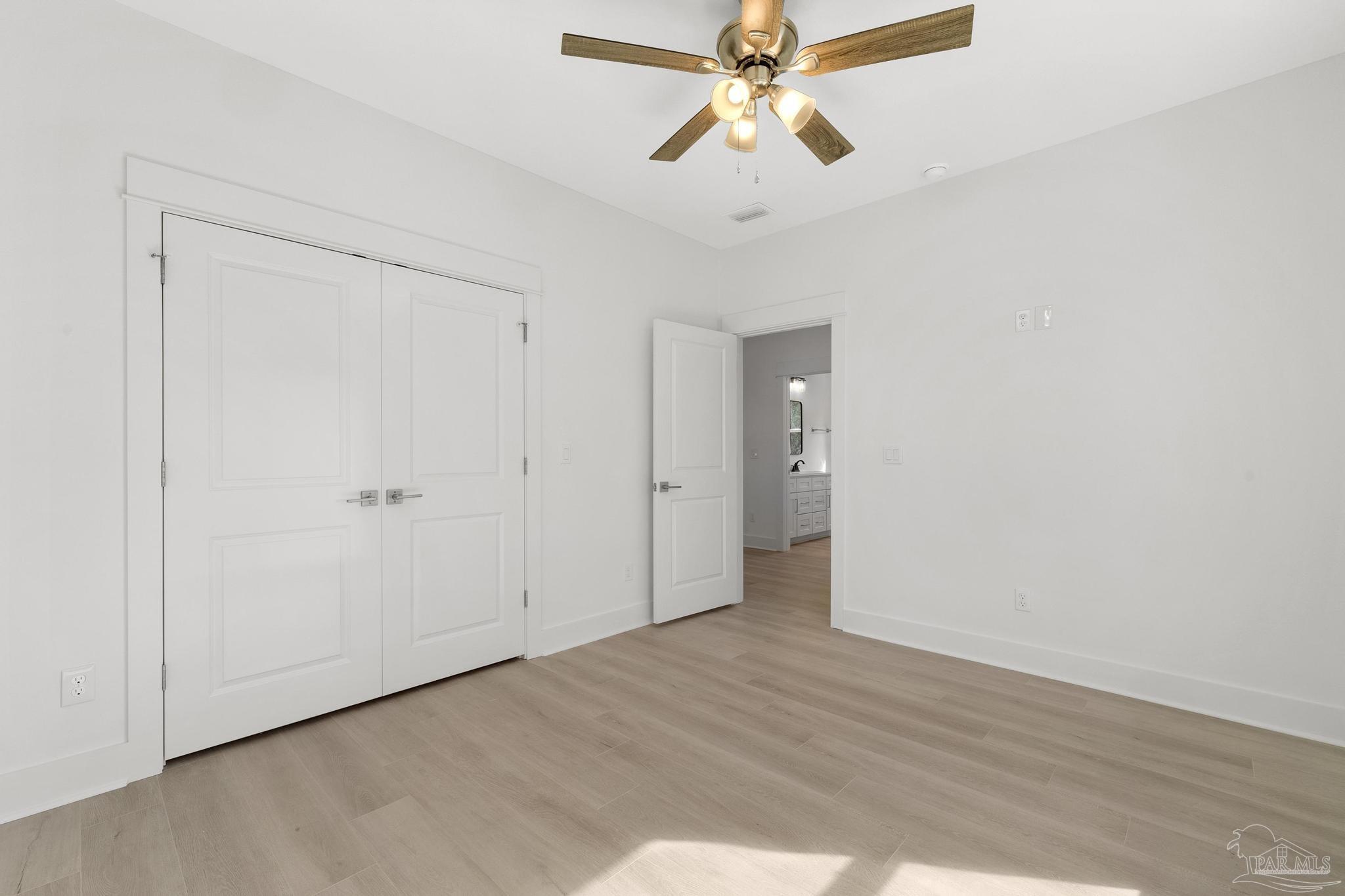 908 E Yonge St