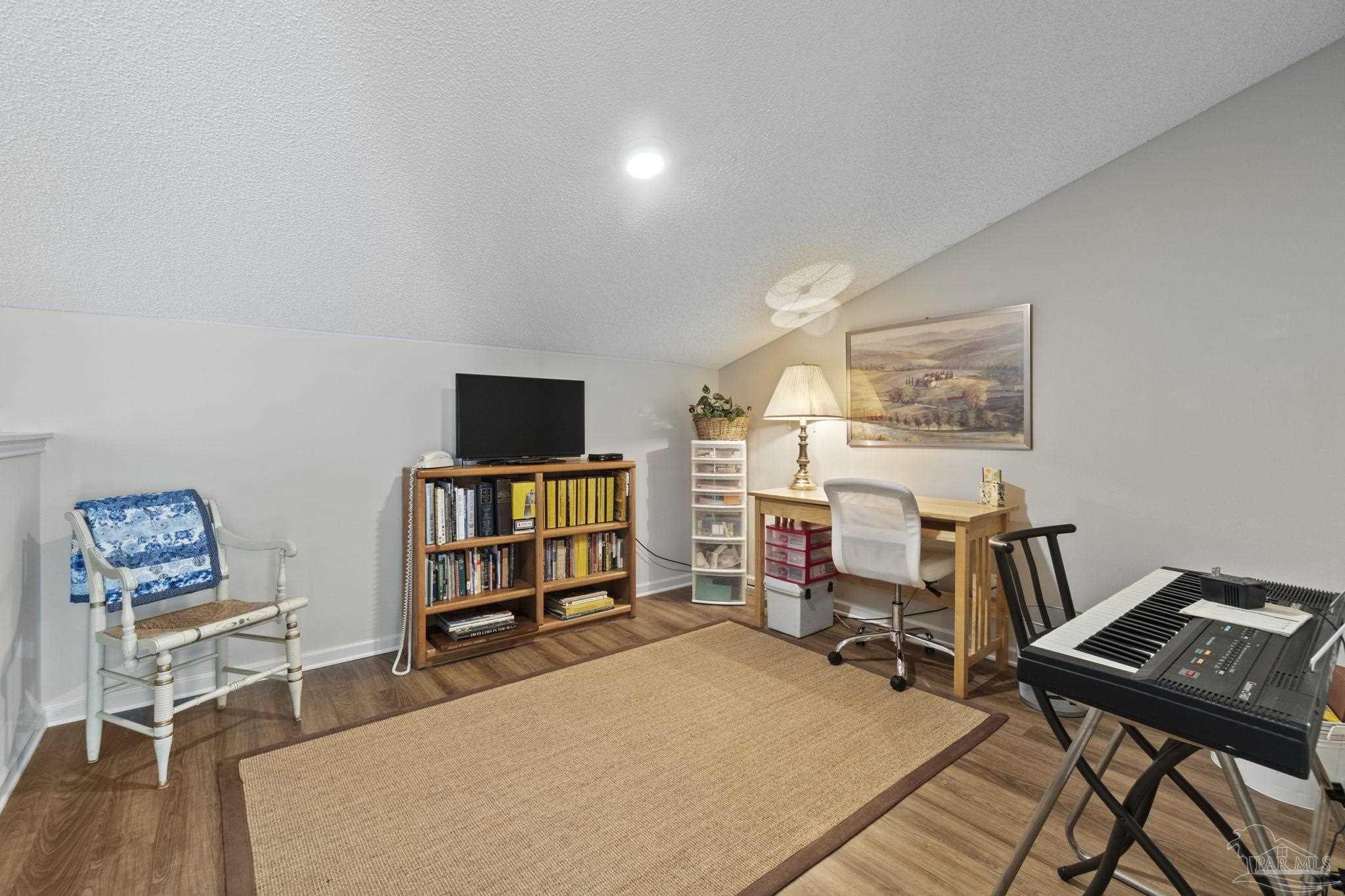 1454 Tiger Lake Dr
